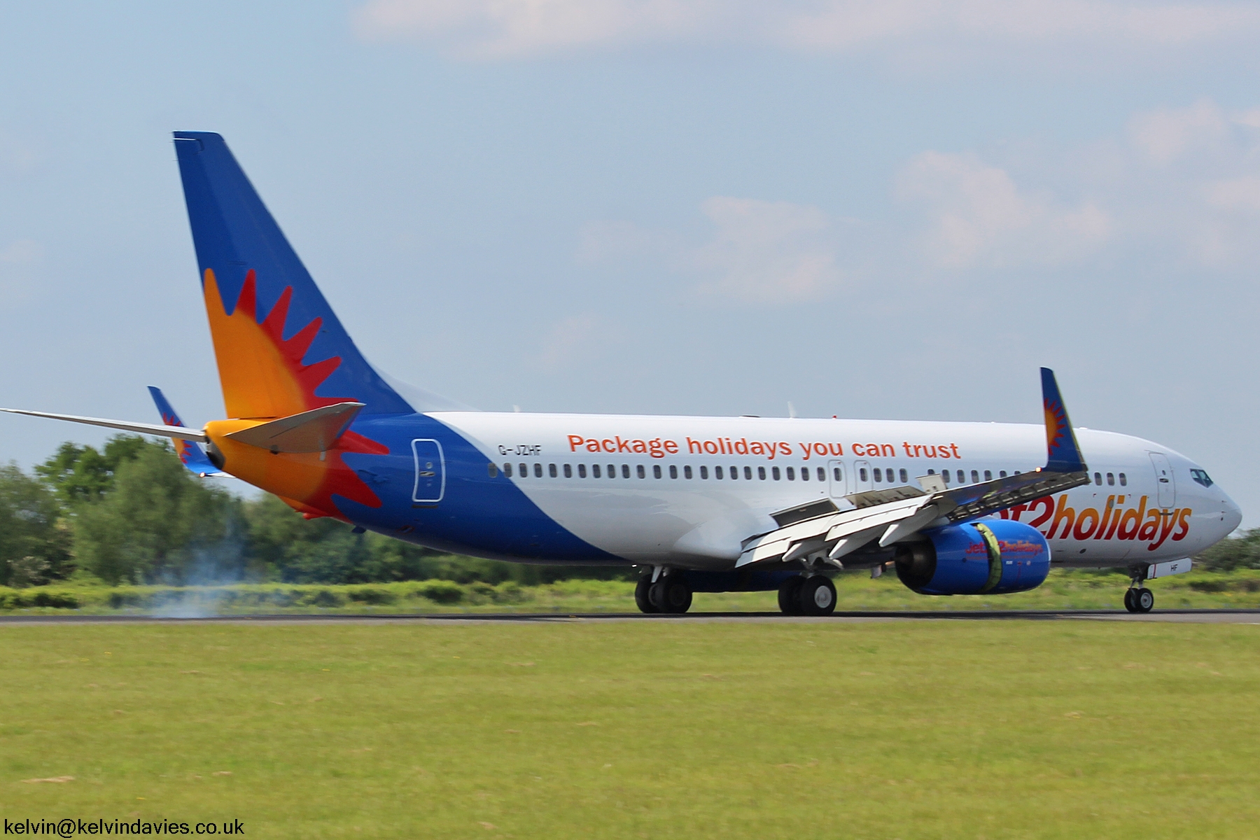 Jet2 737NG G-JZHF