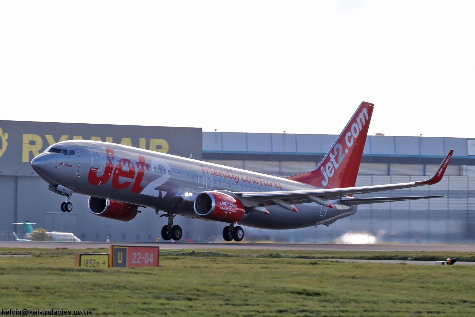 Jet2 737NG G-JZHS