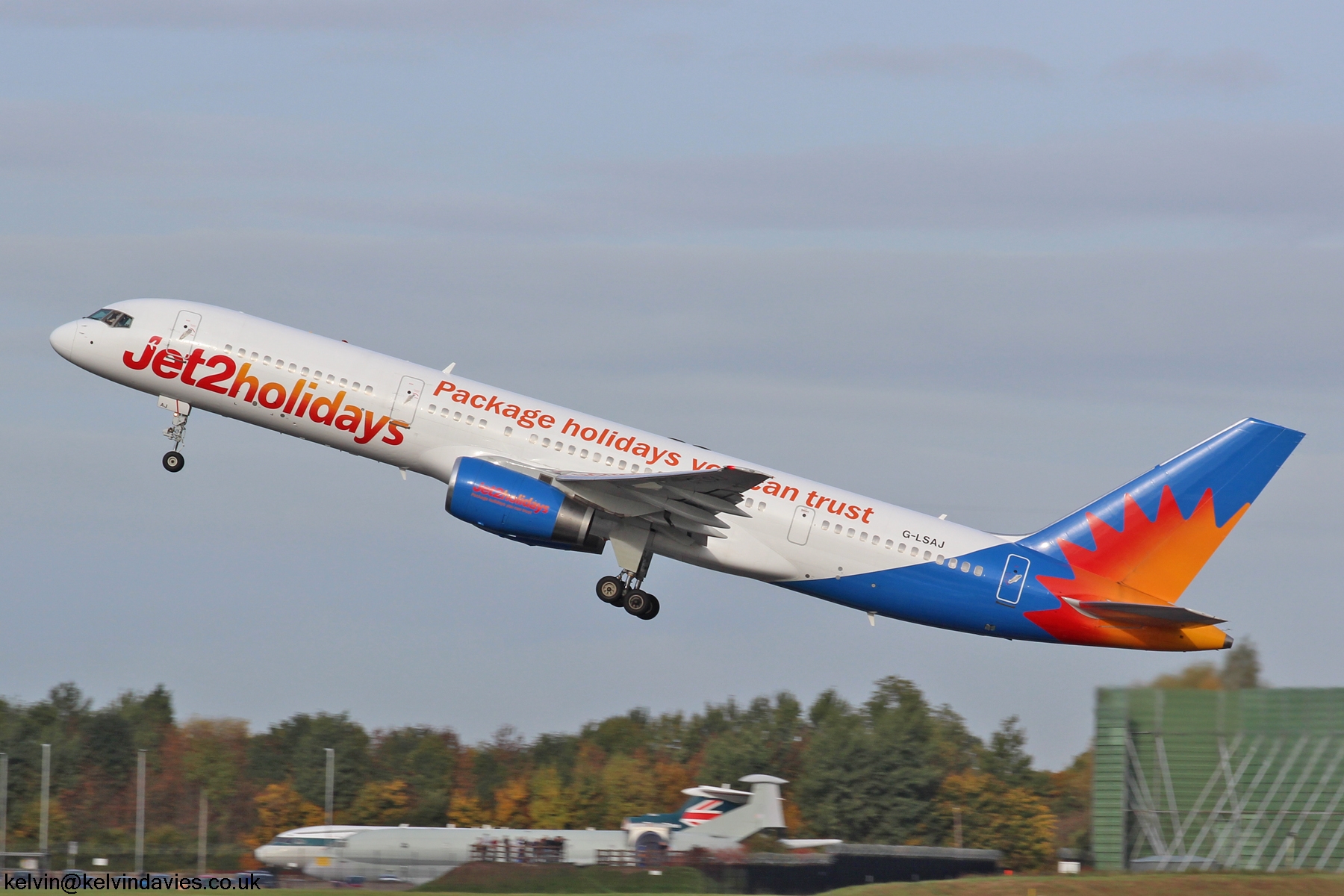 Jet2 757 G-LSAJ