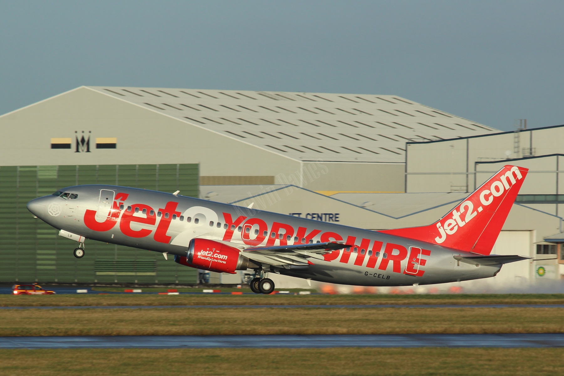Jet2 B737 G-CELB