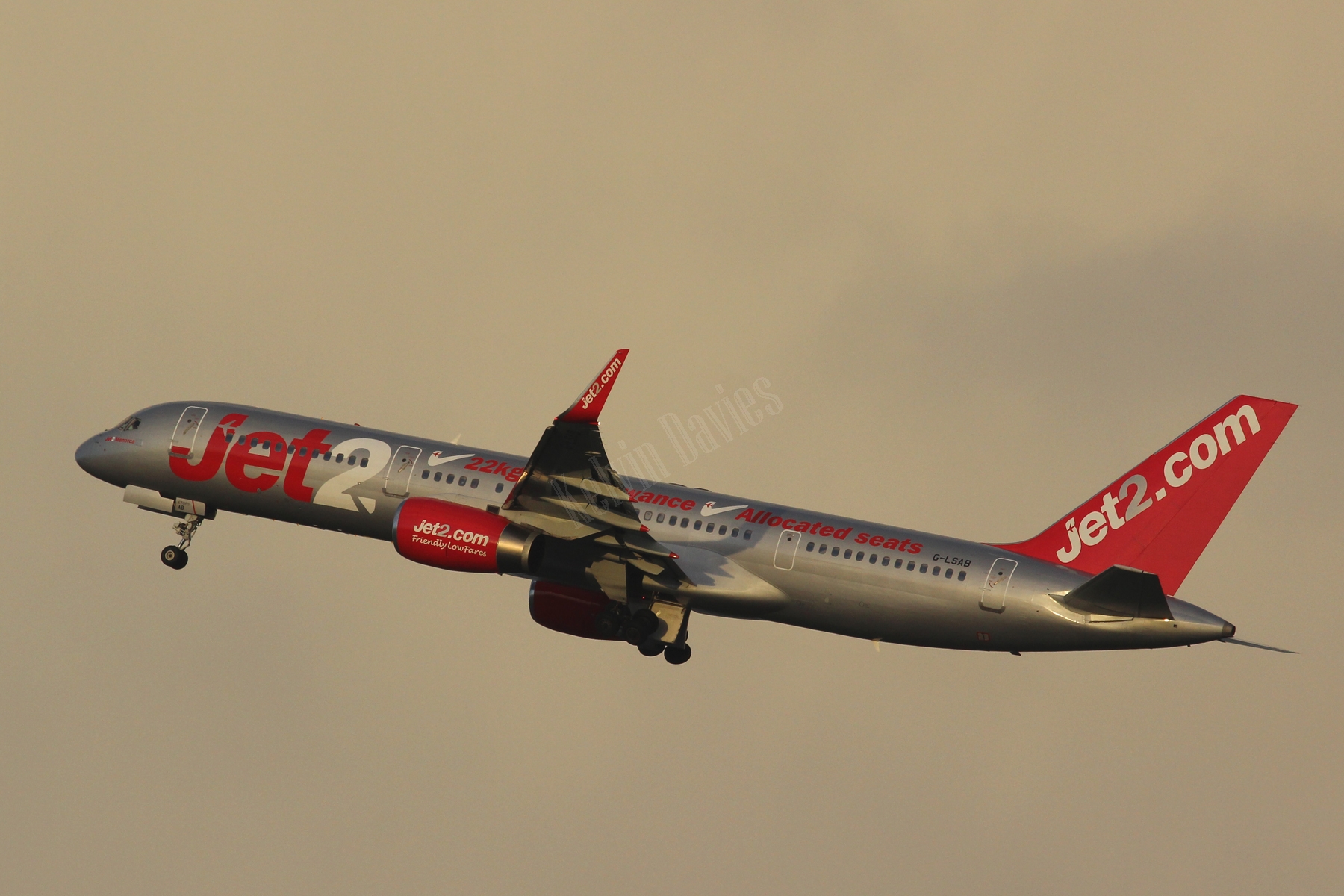 Jet2 B757 G-LSAB