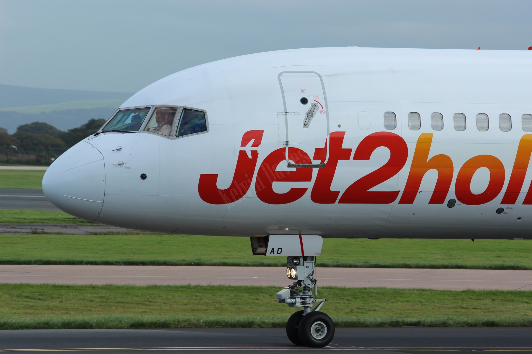 Jet2 B757 G-LSAD