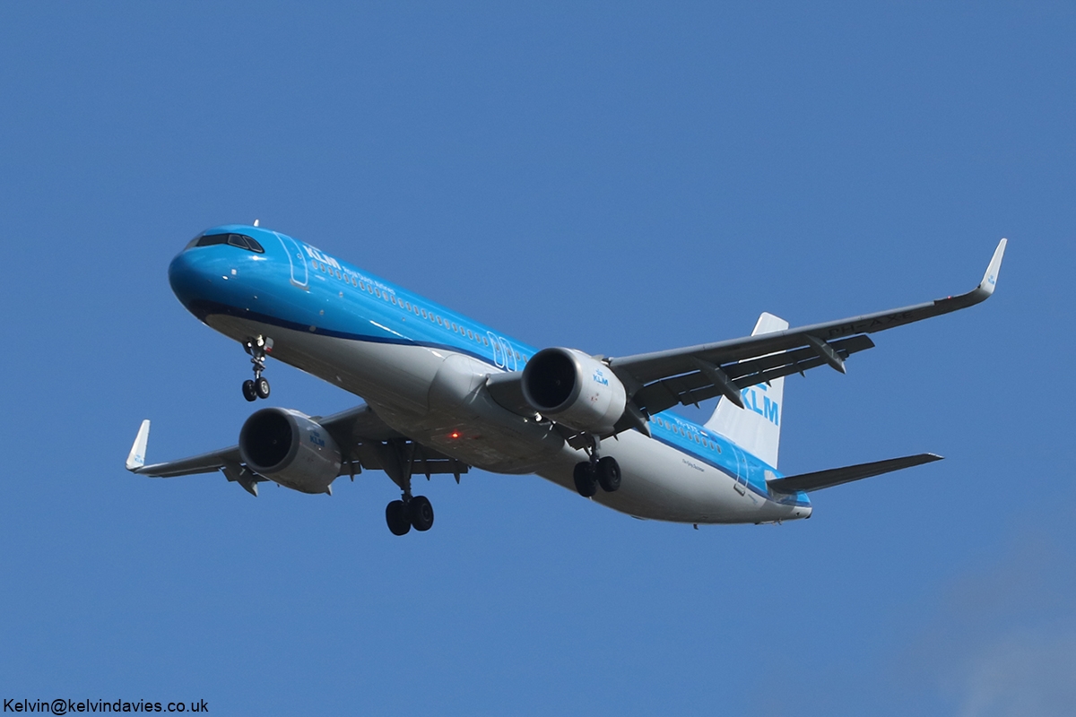 KLM A321NEO PH-AXE
