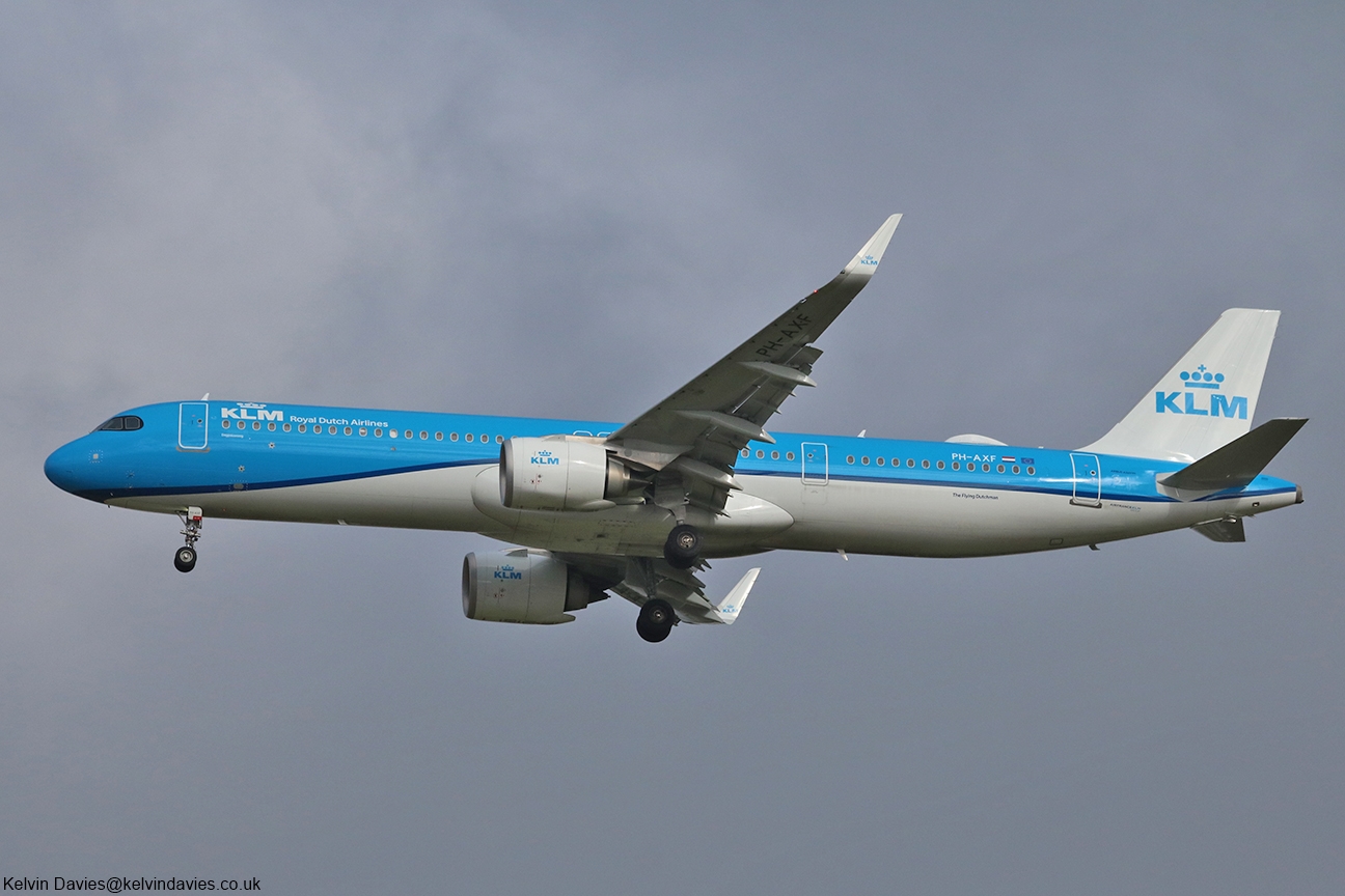 KLM A321NEO PH-AXF