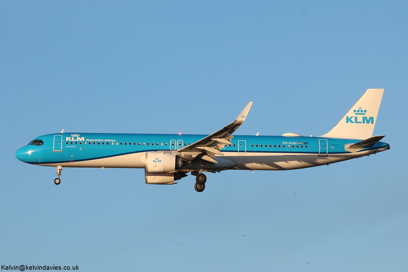 KLM A321 NEO PH-AXH