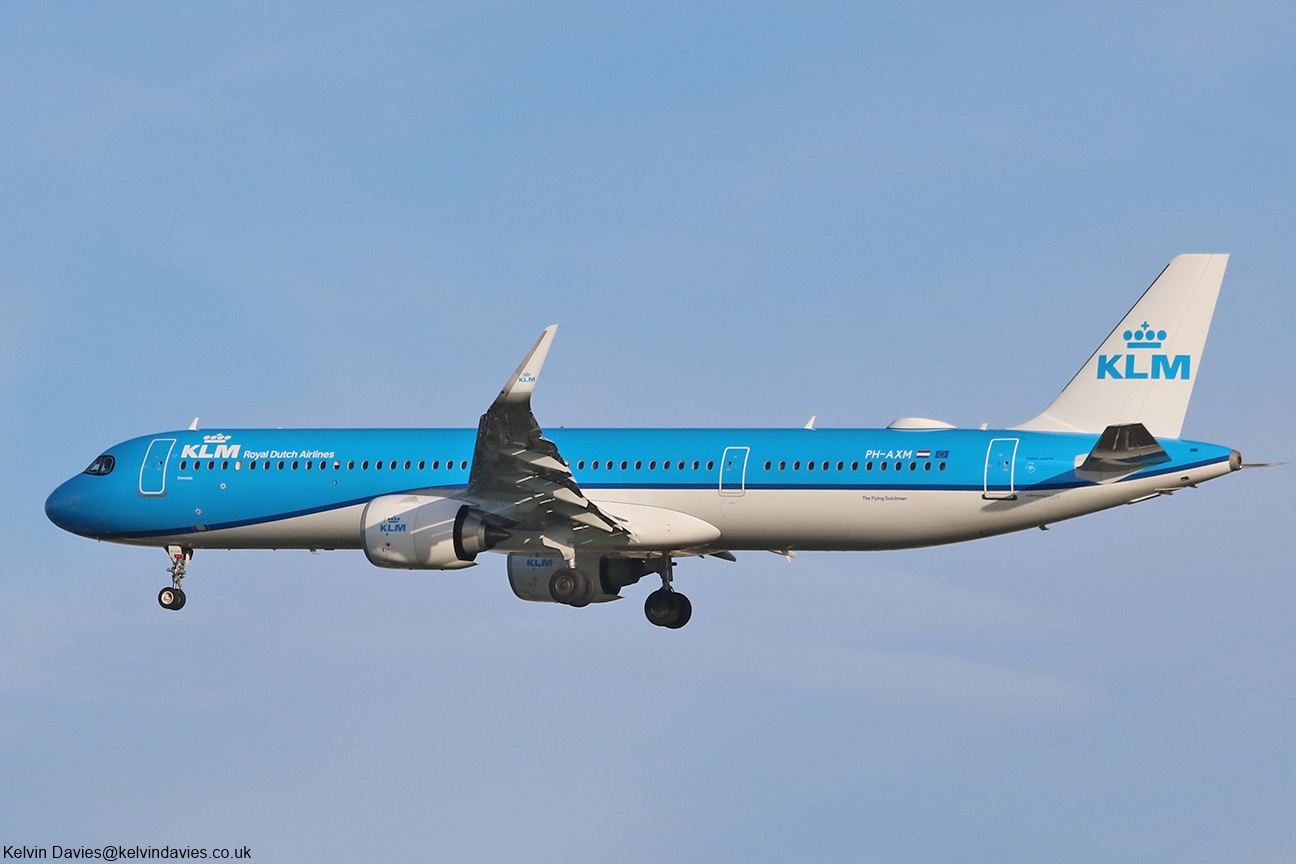 KLM Royal Dutch Airlines A321NEO PH-AXM