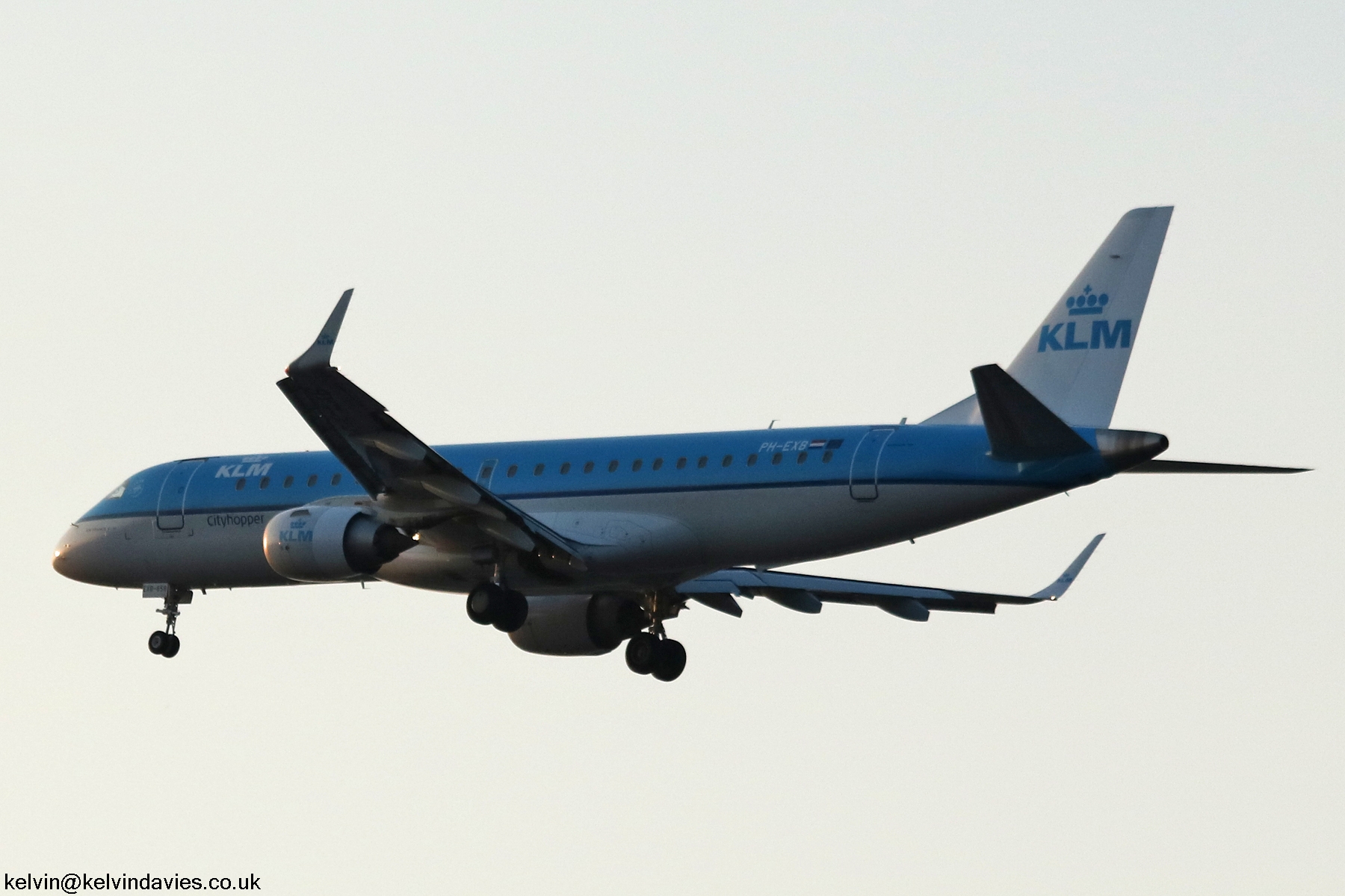 KLM cityhopper Emb-190 PH-EXB