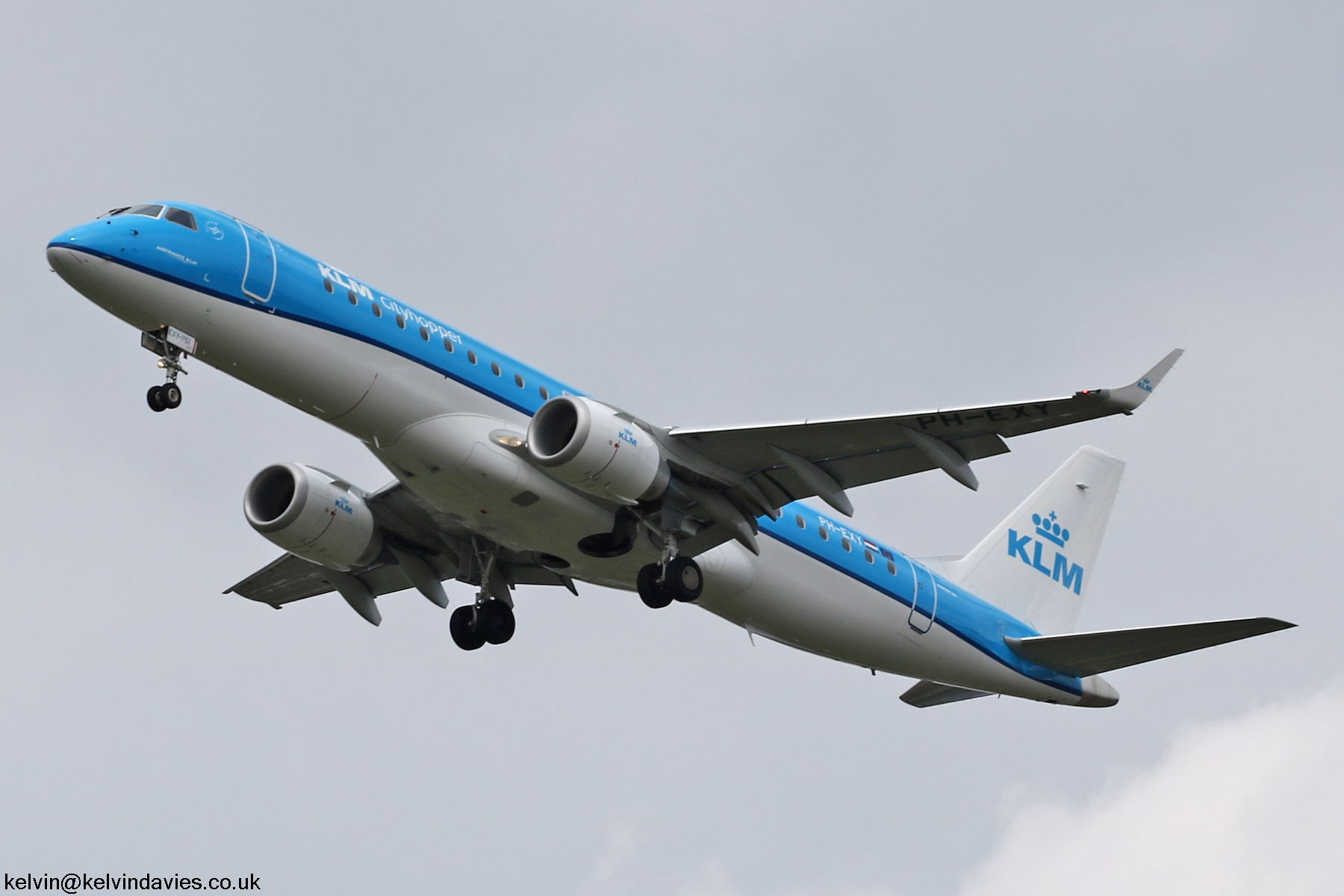 KLM cityhopper Emb 190 PH-EXY