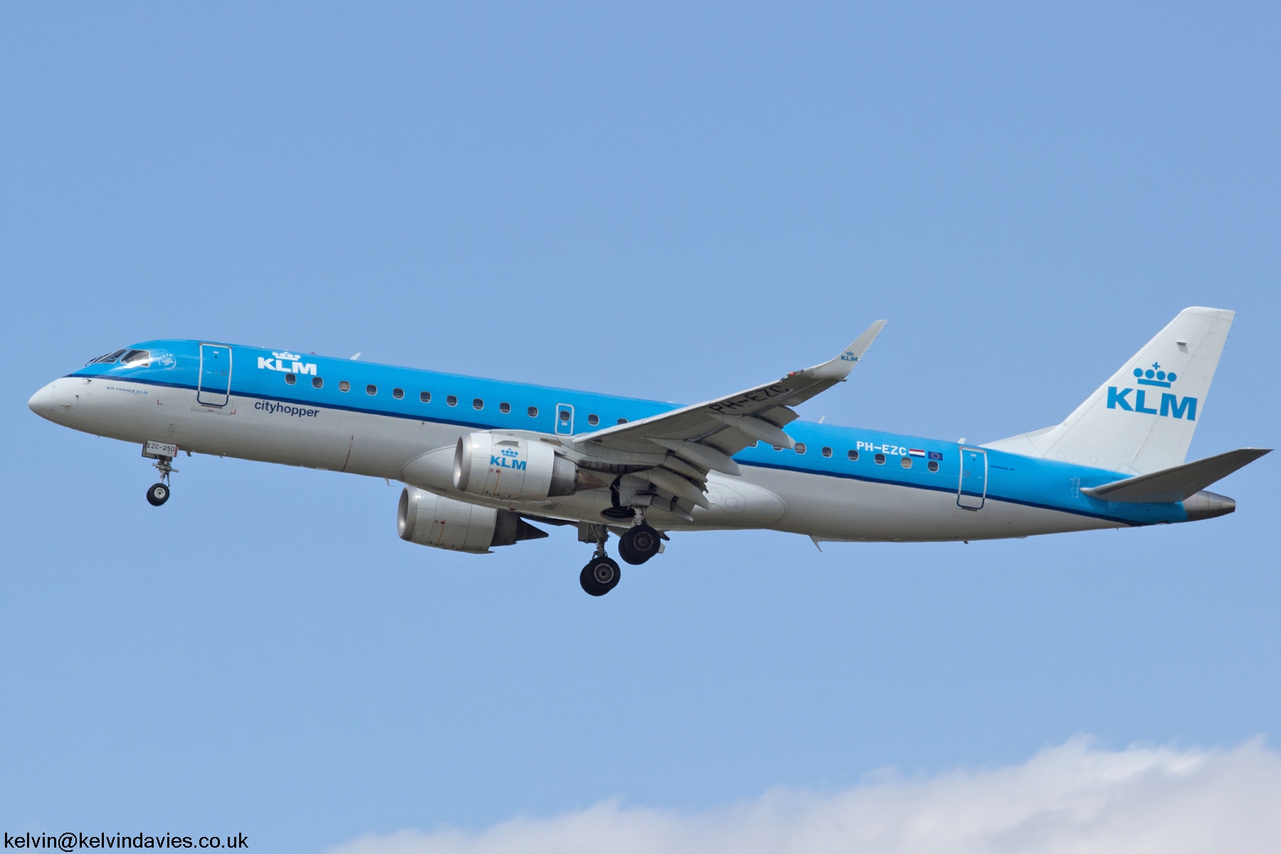 KLM cityhopper Emb-190 PH-EZC