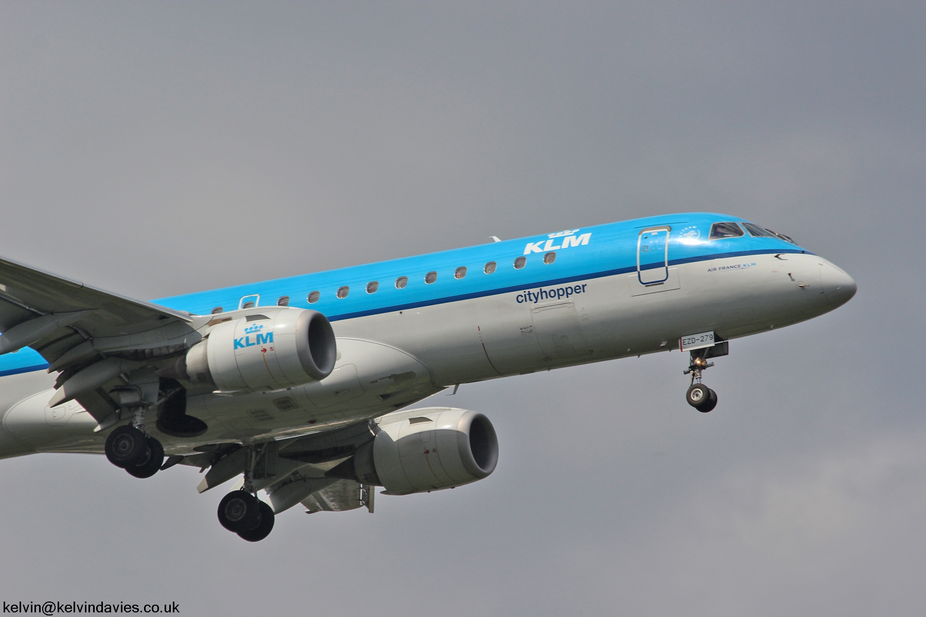 KLM Cityhopper Emb-190 PH-EZD