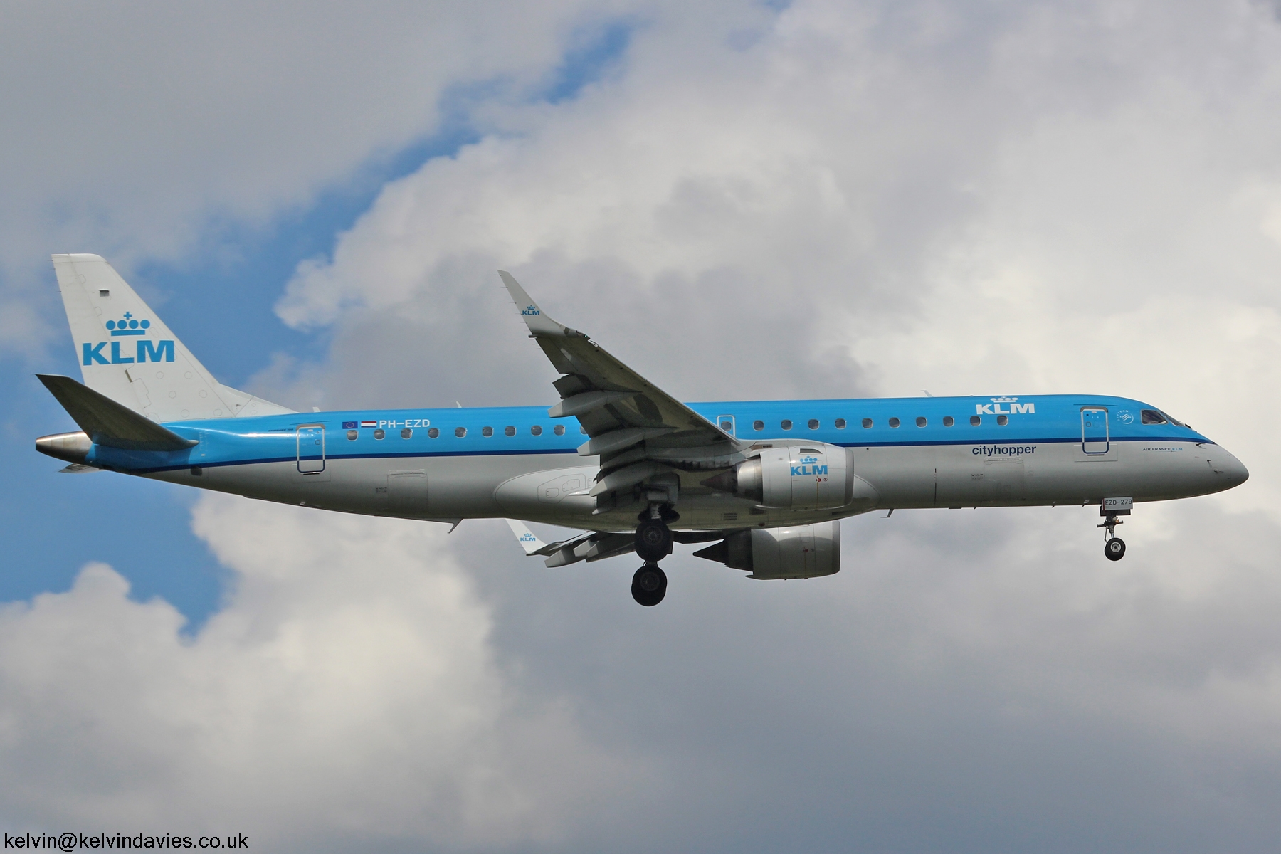 KLM Cityhopper Emb-190 PH-EZD