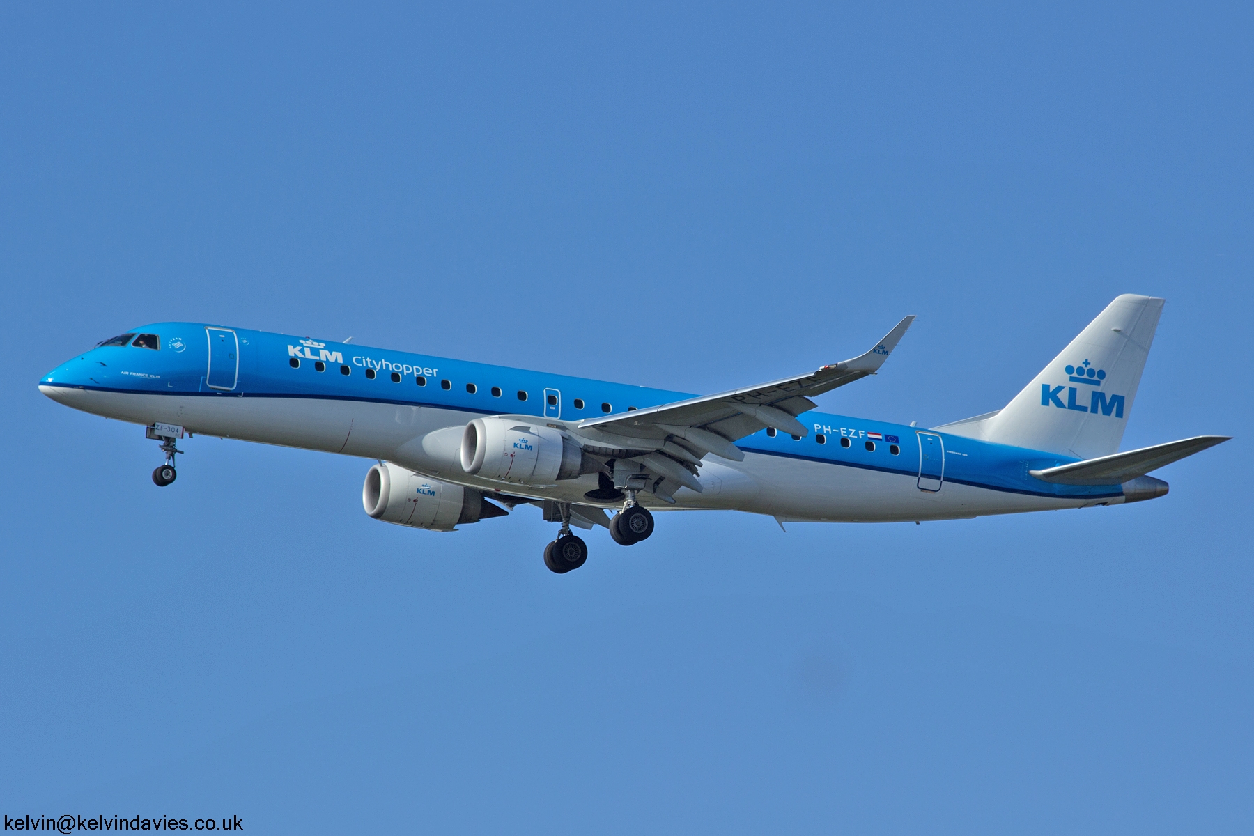 KLM Cityhopper Emb-190 PH-EZF