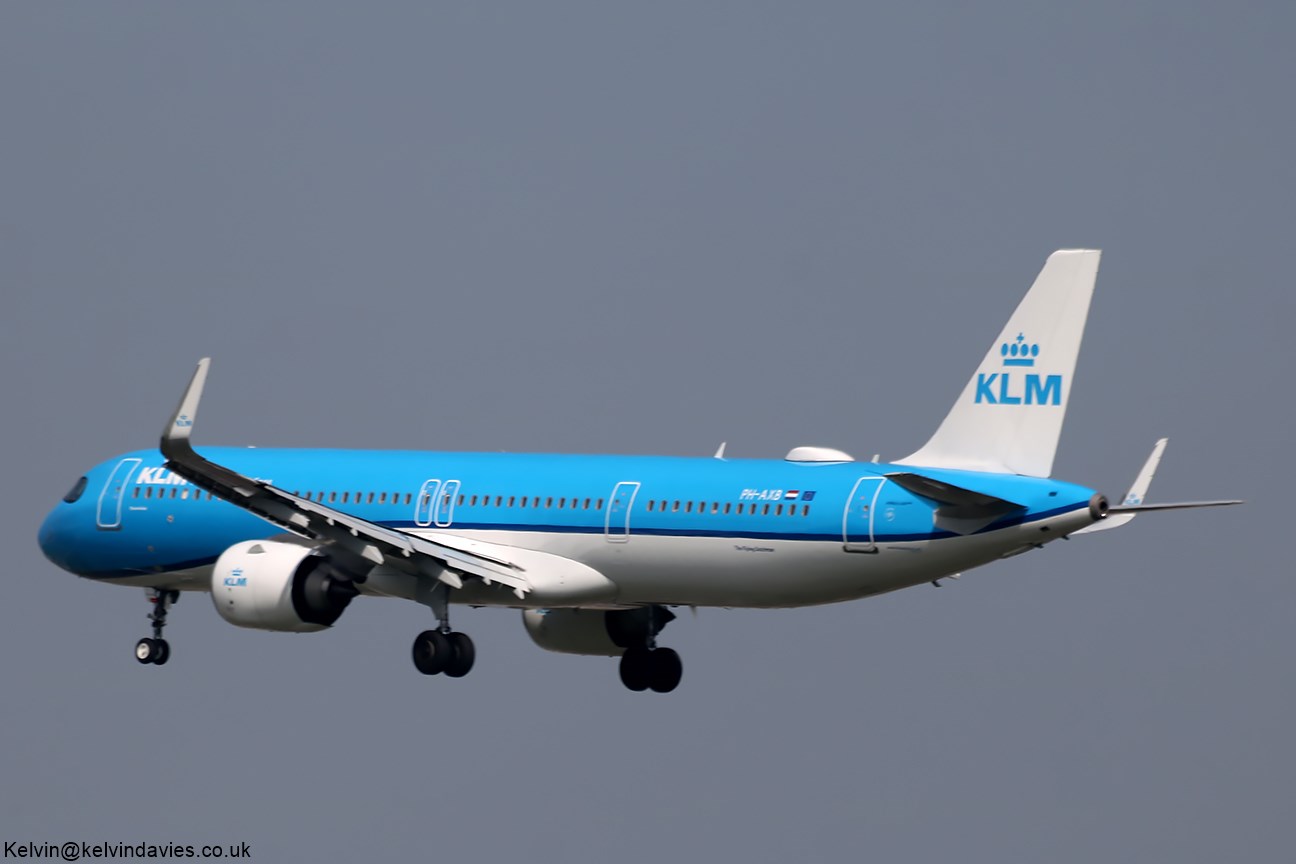 KLM A321 NEO PH-AXB