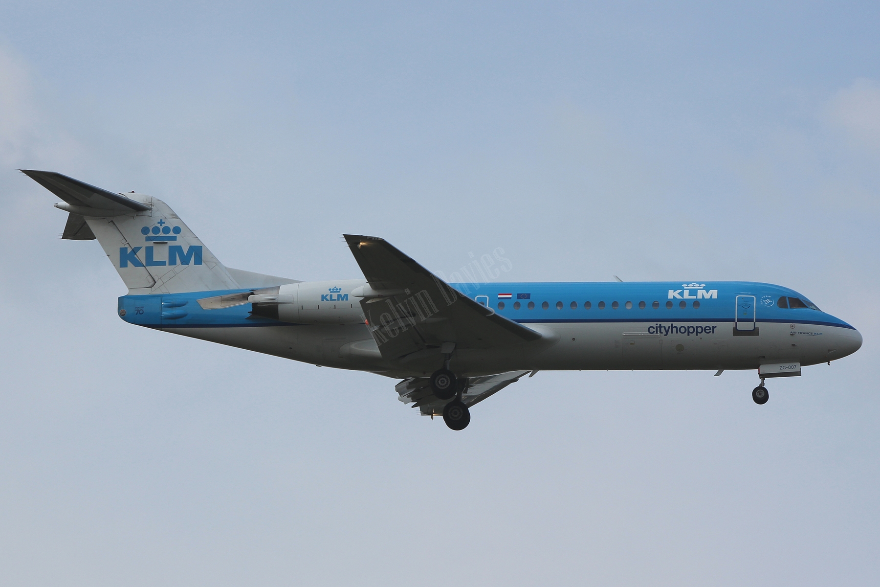 KLM Cityhopper Fokker 70 PH-KZG