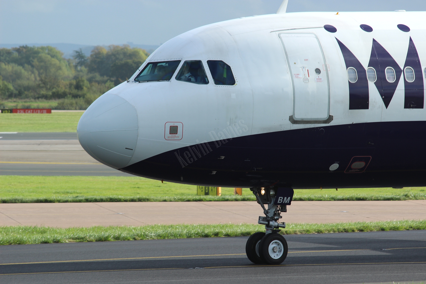 Monarch Airlines A321 G-OZBM