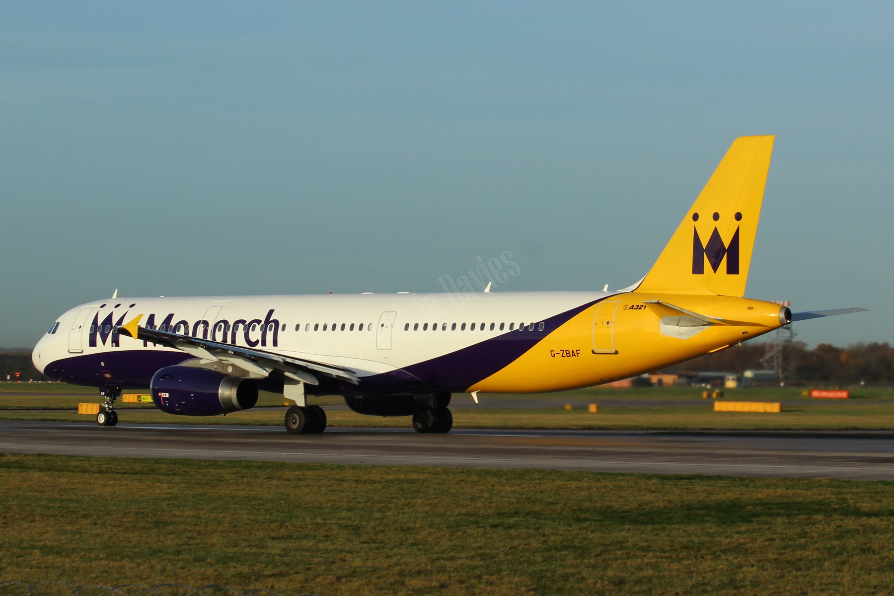Monarch Airlines A321 G-ZBAF