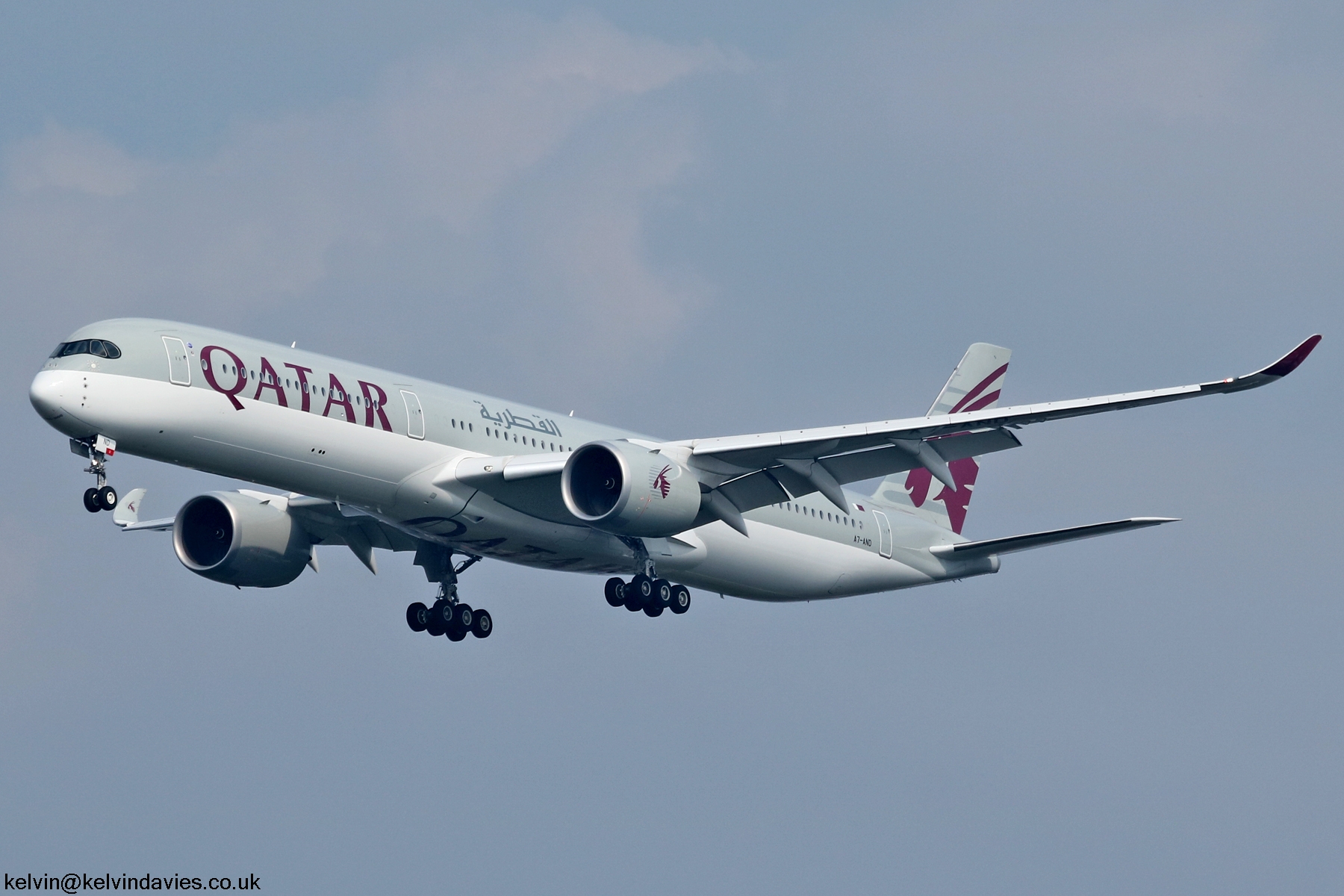 Qatar Airways A350 A7-AND