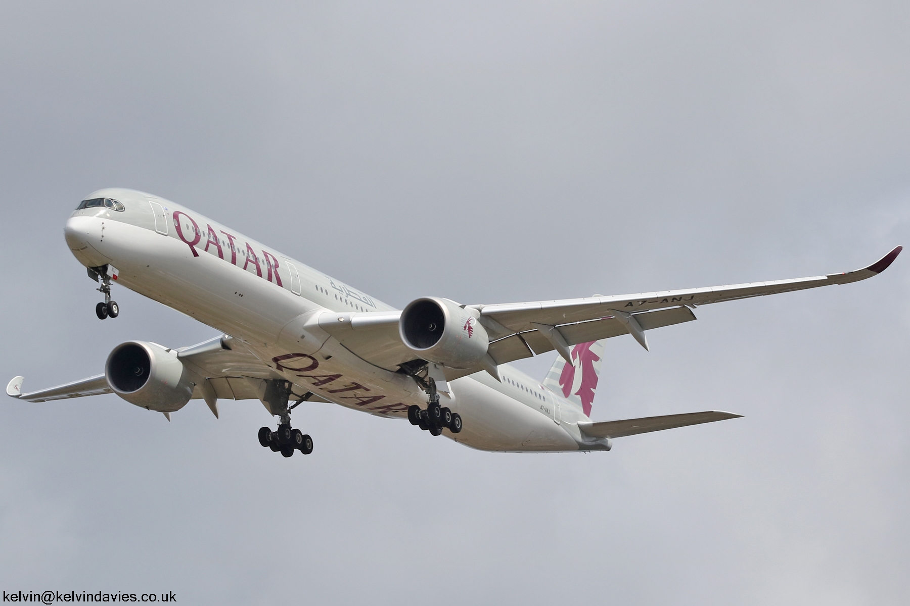 Qatar Airways A350 A7-ANJ