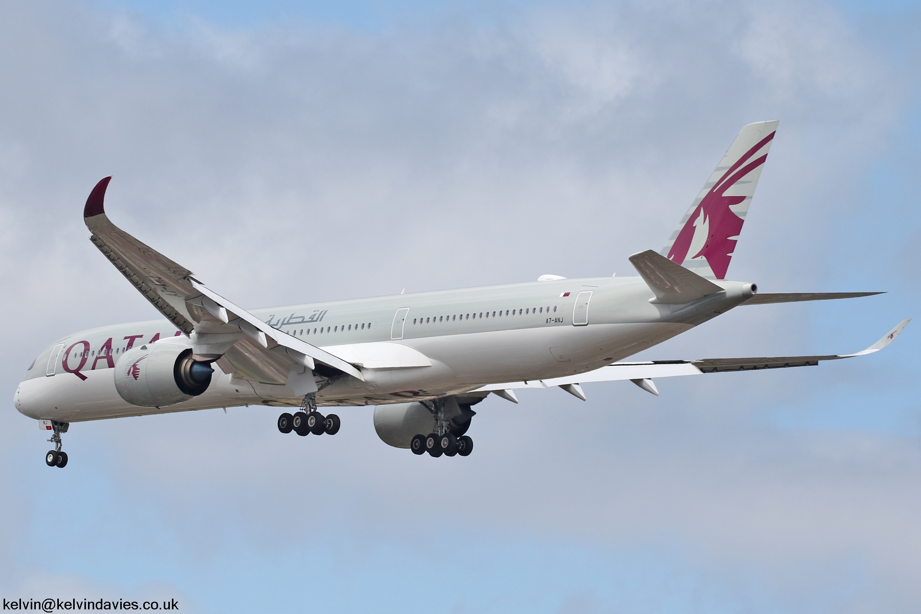 Qatar Airways A350 A7-ANJ
