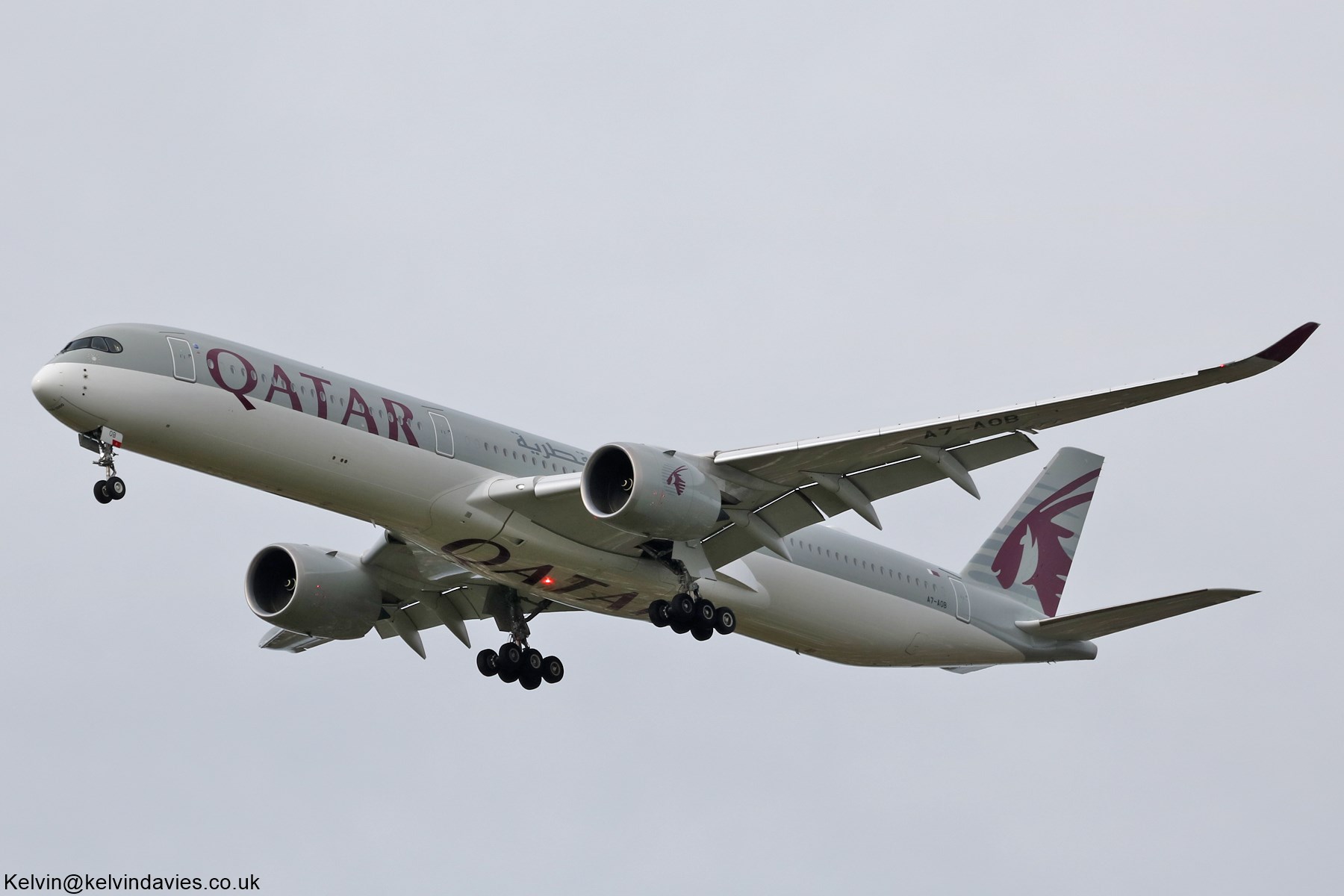 Qatar Airways A350 A7-AOB