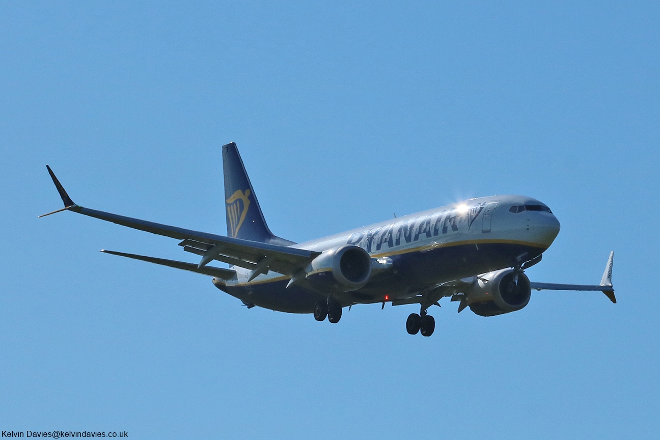 Malta Air 737NG 9H-VVS