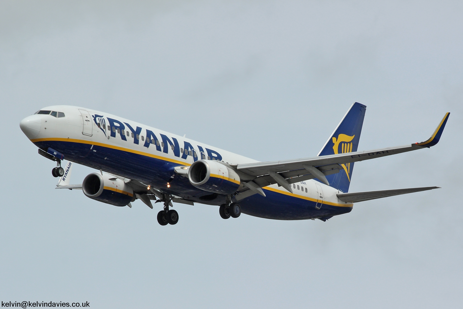 Ryanair 737NG EI-DAH