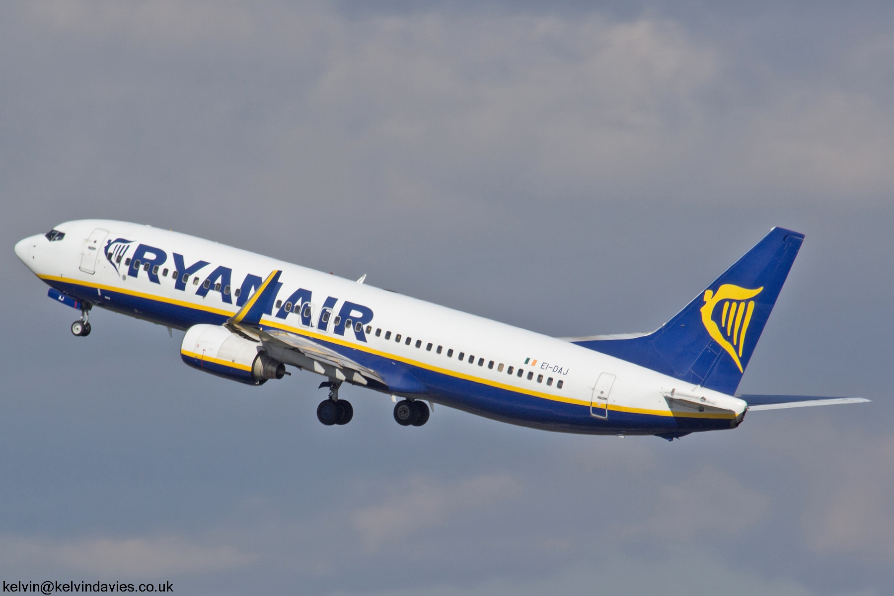 Ryanair 737NG EI-DAJ