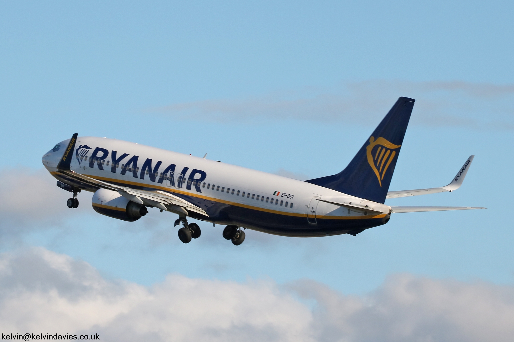 Ryanair 737NG EI-DCI