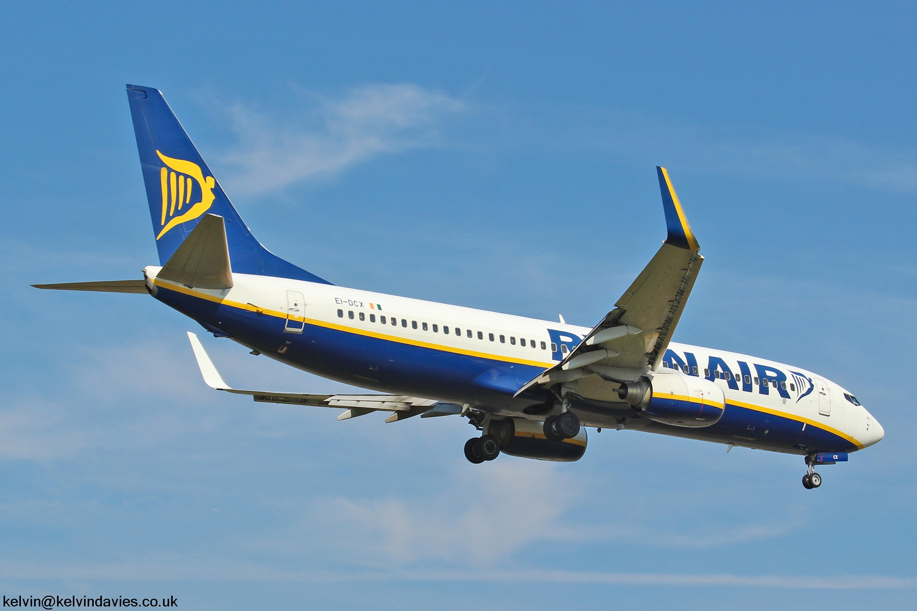 Ryanair 737 EI-DCX