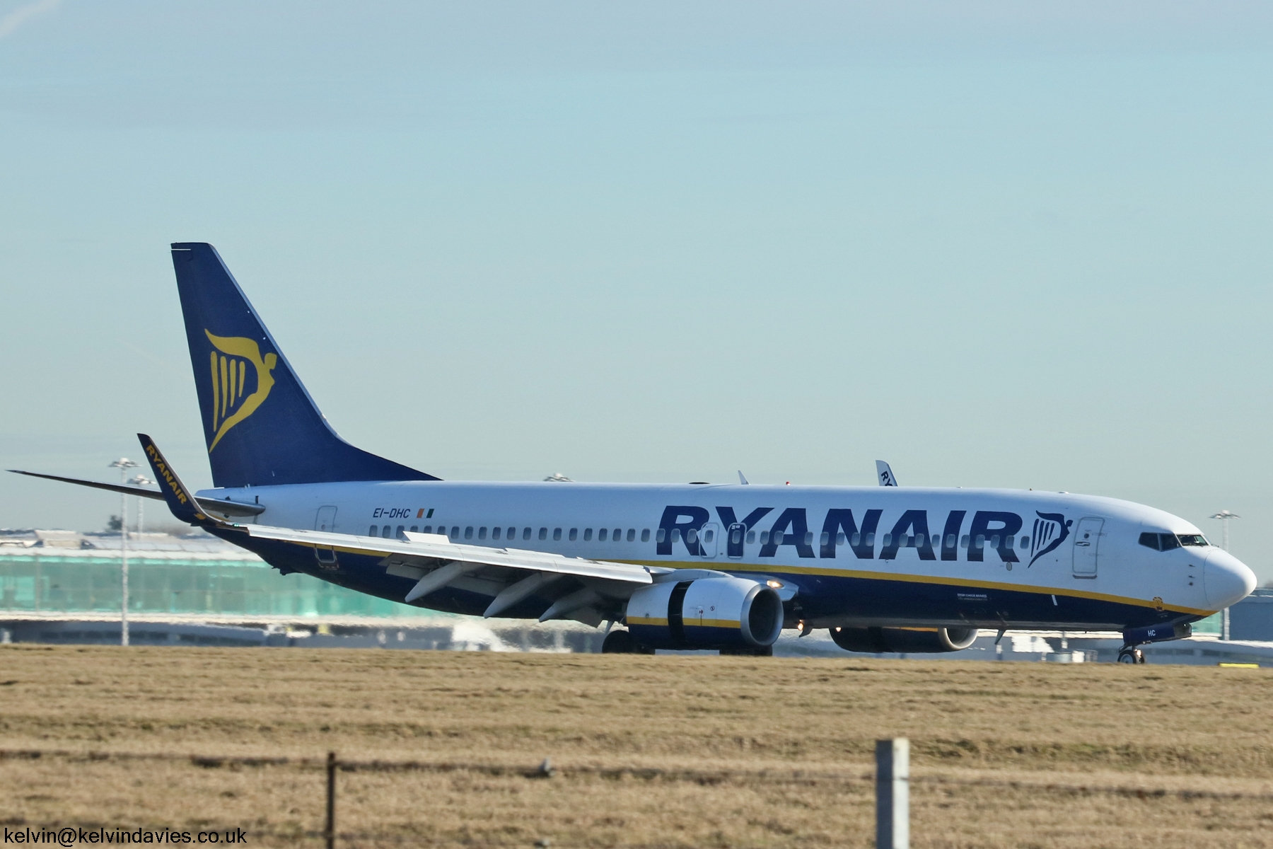 Ryanair 737NG EI-DHC