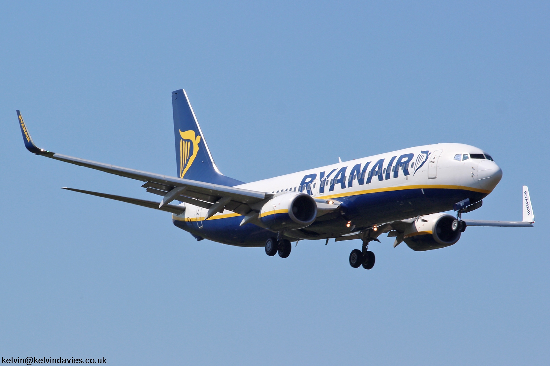 Ryanair 737NG EI-DWH