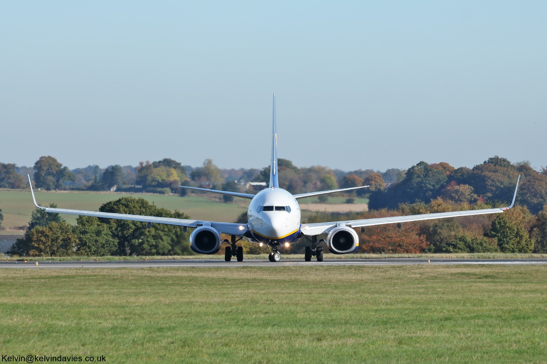 Ryanair UK 737NG EI-DWL