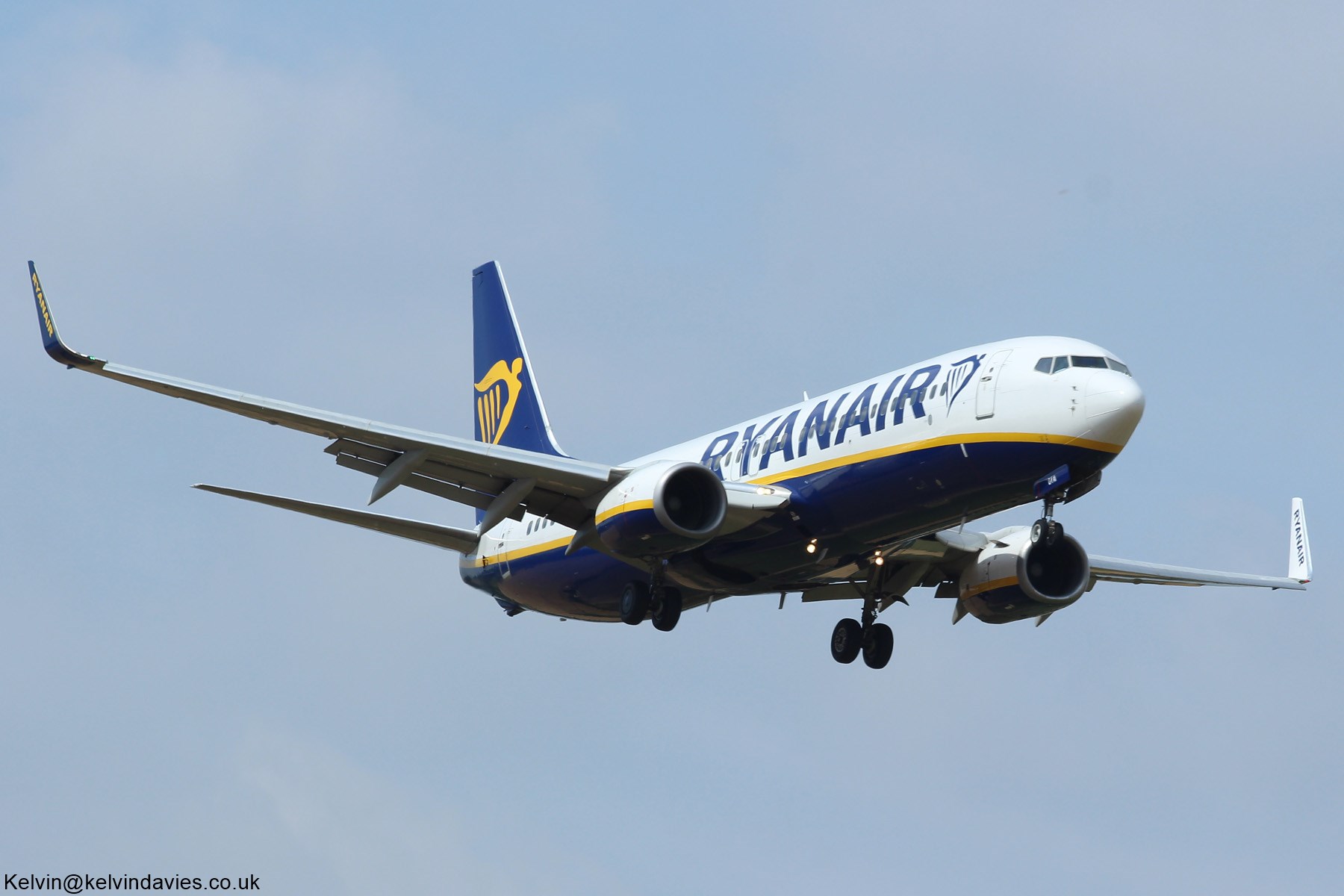 Ryanair 737 EI-DYA