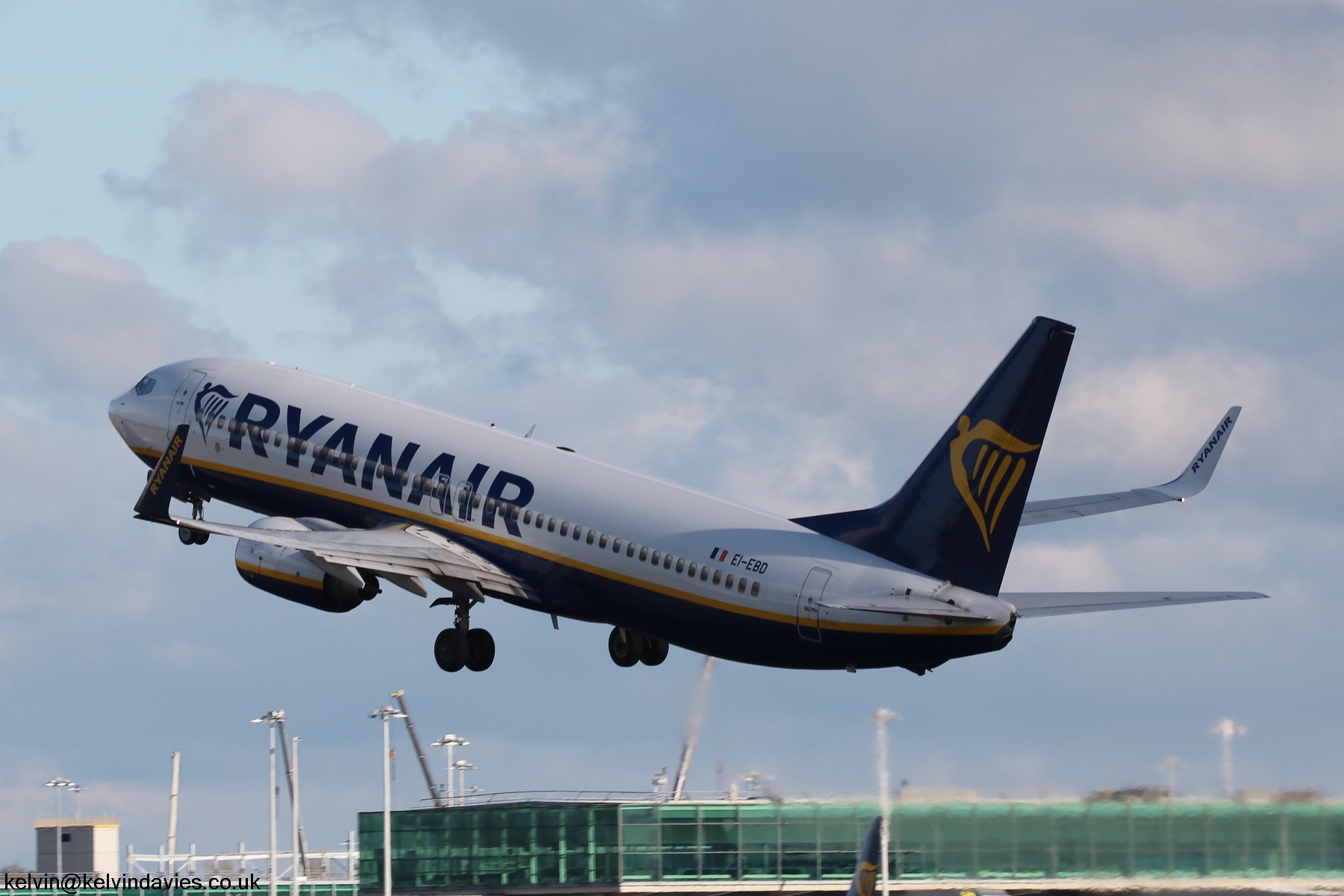 Ryanair 737NG EI-EBD