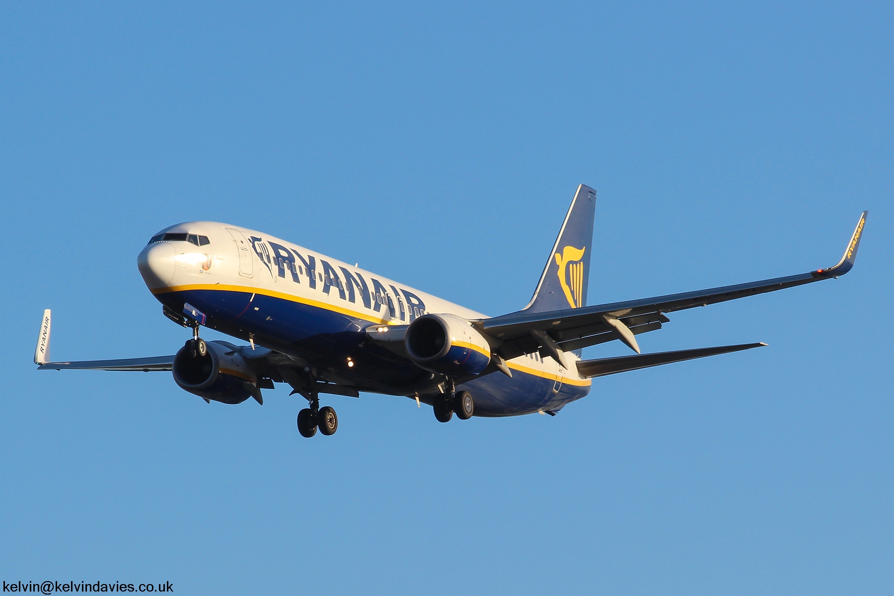 Ryanair 737 EI-EBL