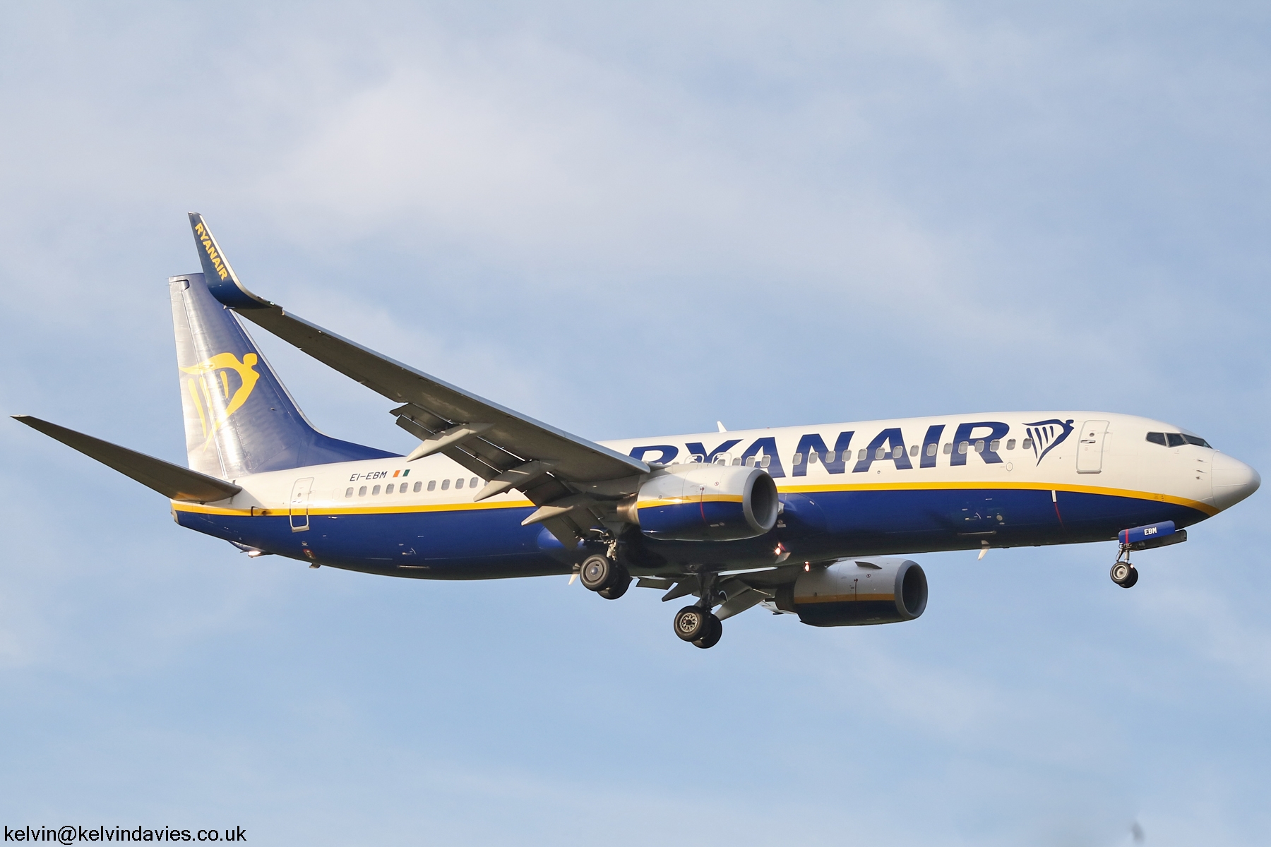 Ryanair 737NG EI-EBM