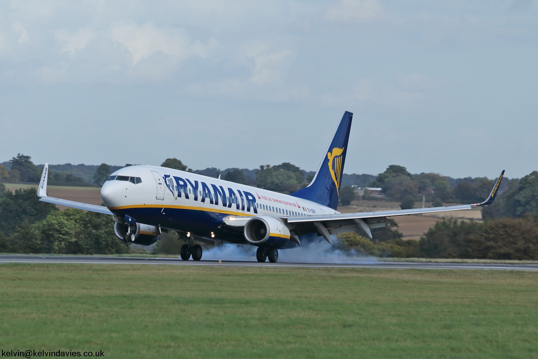 Ryanair 737NG EI-EBN