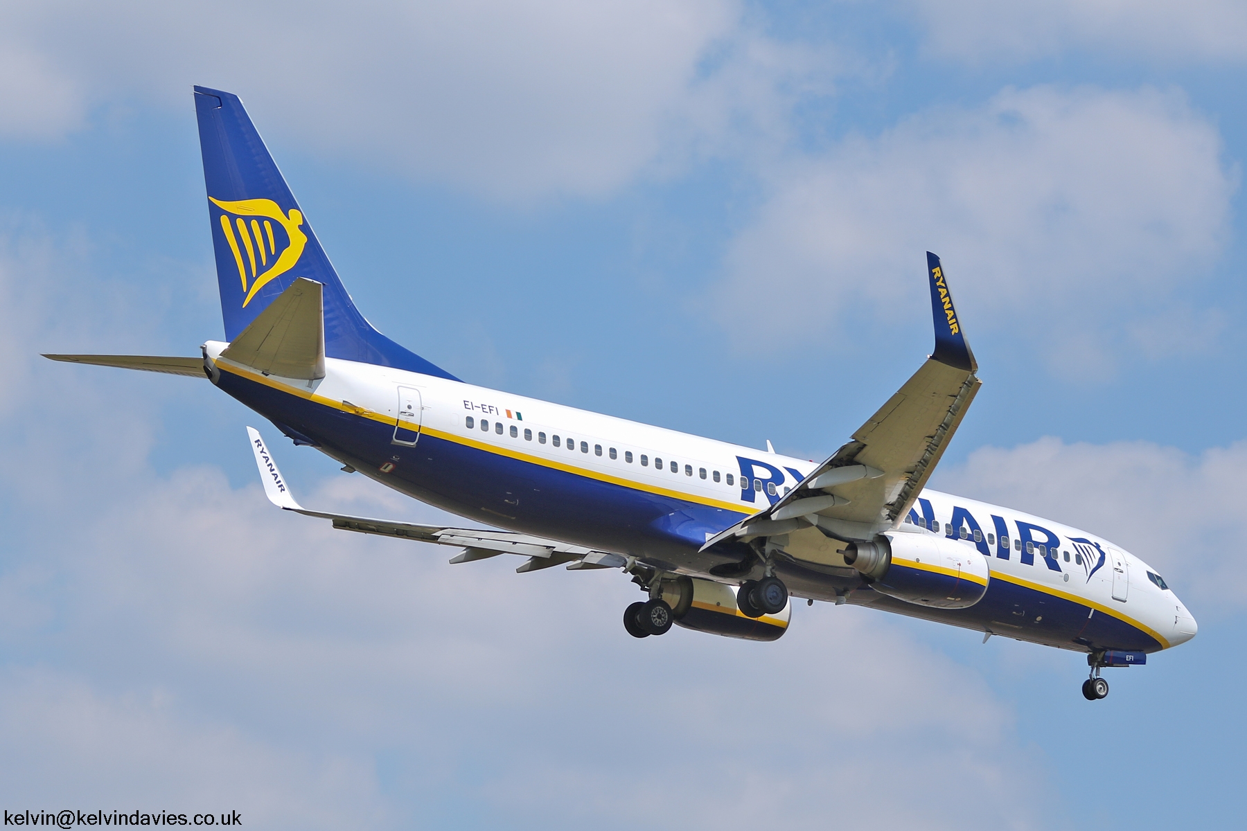Ryanair 737NG EI-EFI