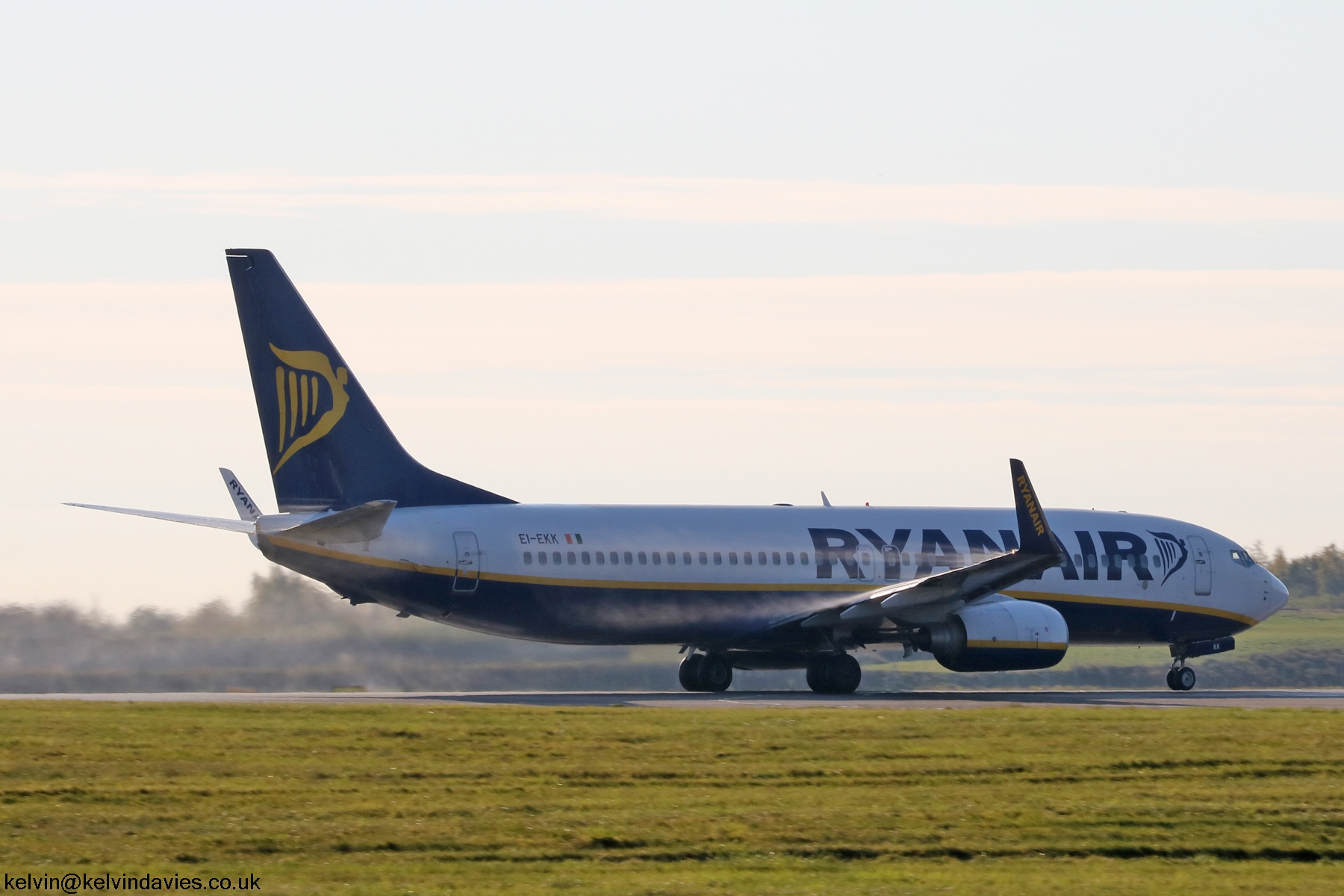 Ryanair 737NG EI-EKK