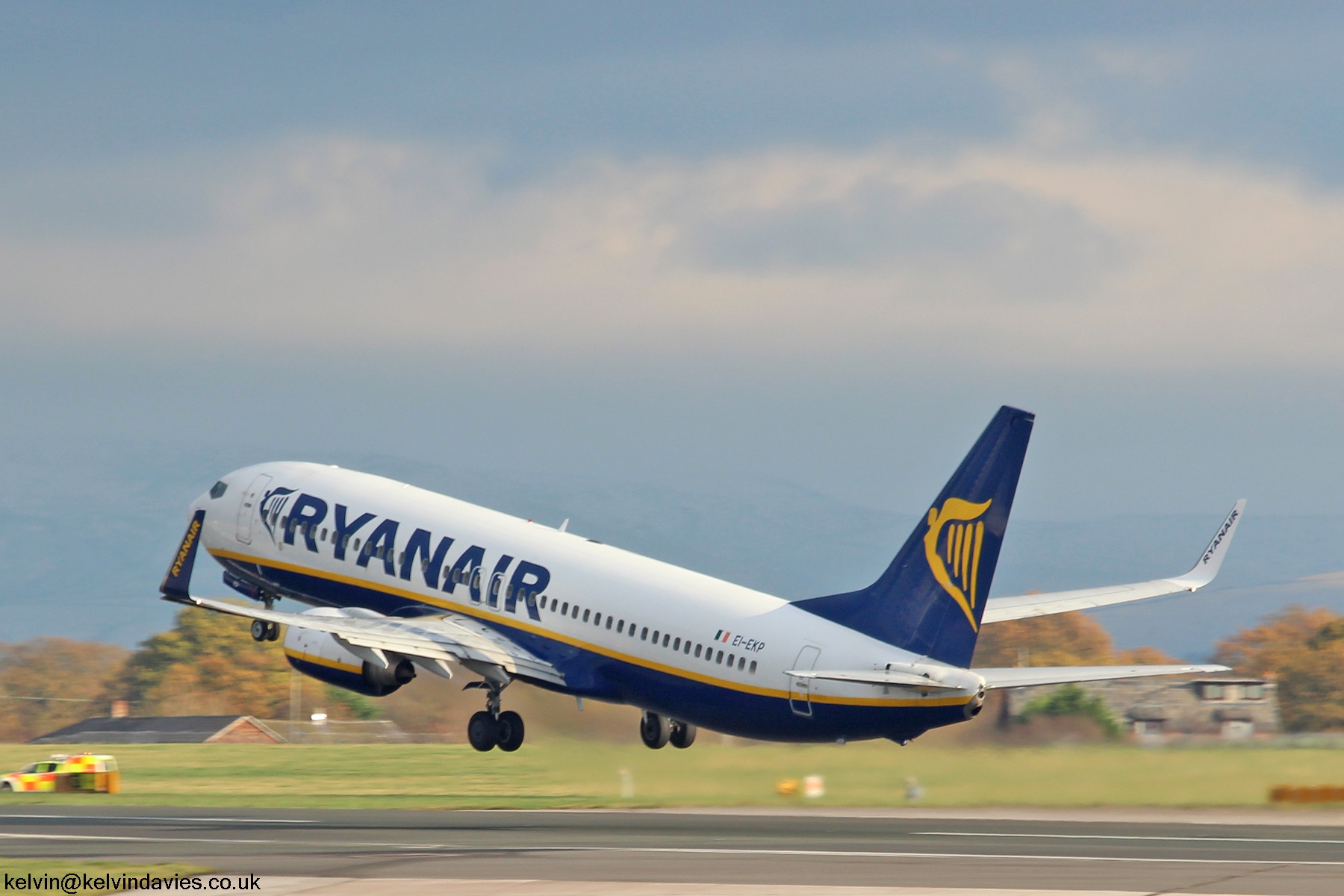 Ryanair 737NG EI-EKP