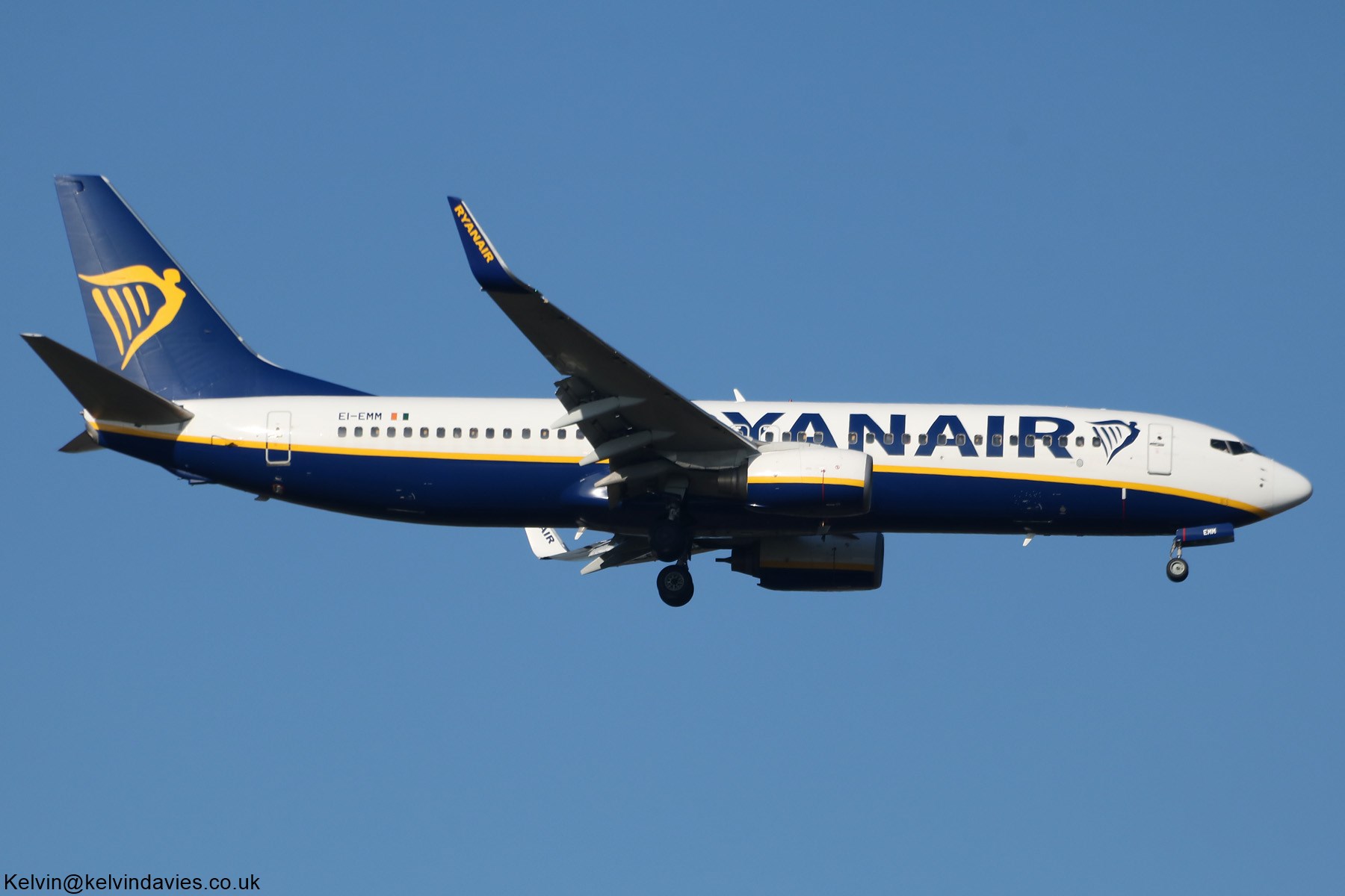 Ryanair 737 EI-EMM