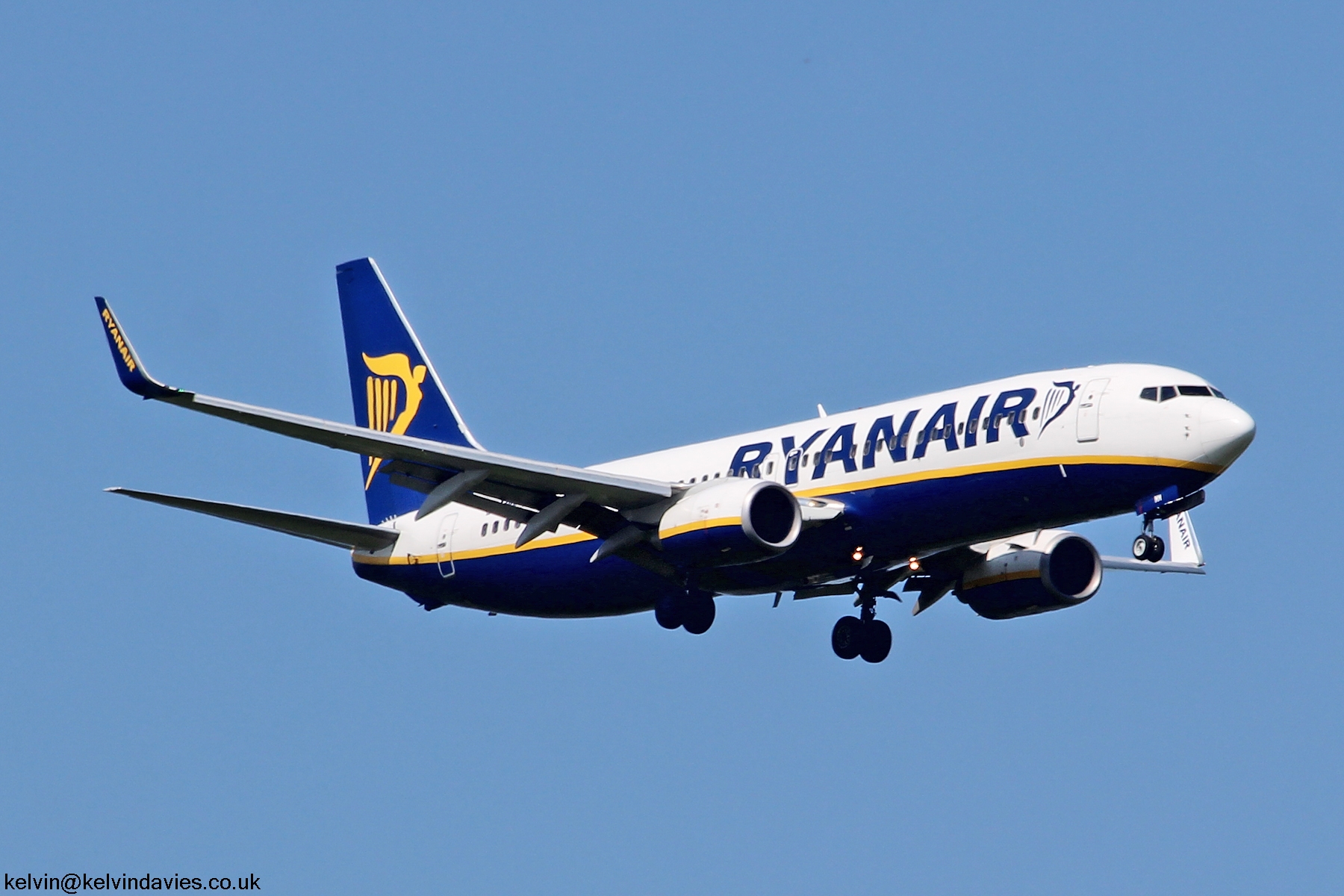 Ryanair 737NG EI-EMM