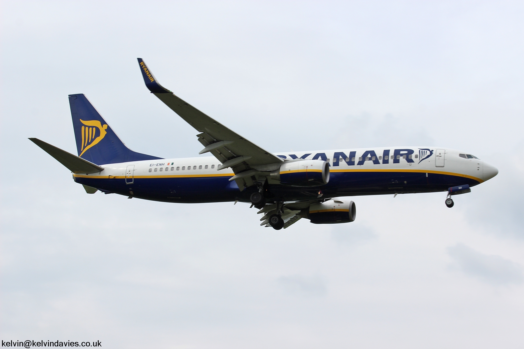 Ryanair 737NG EI-ENH