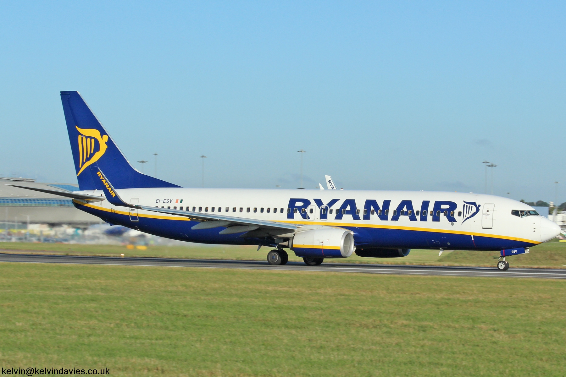 Ryanair 737 EI-ESV