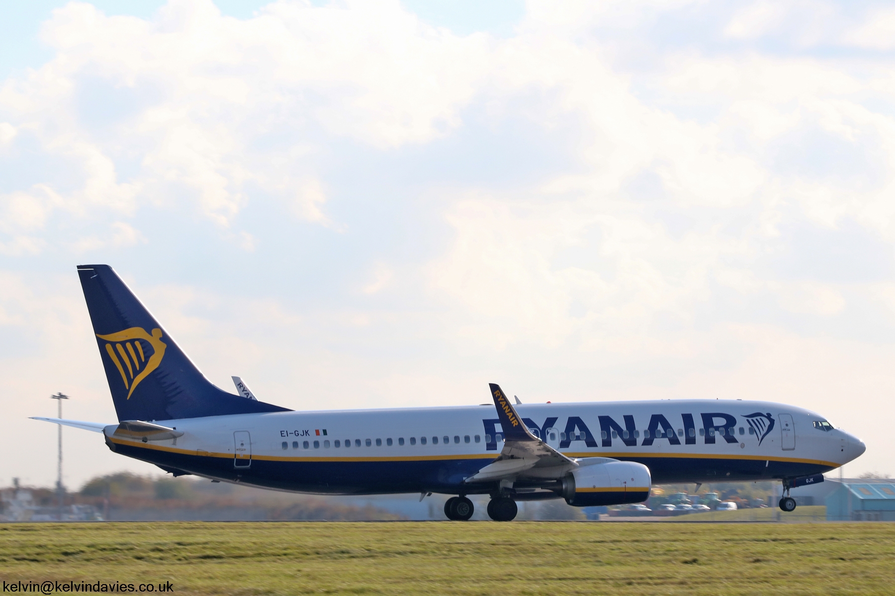 Ryanair 737NG EI-GJK