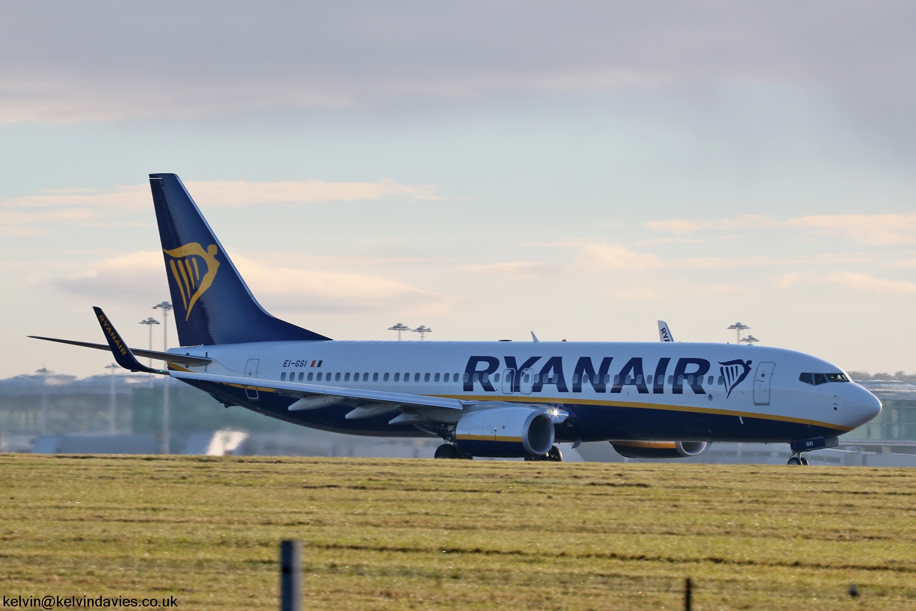 Ryanair 737NG EI-GSI