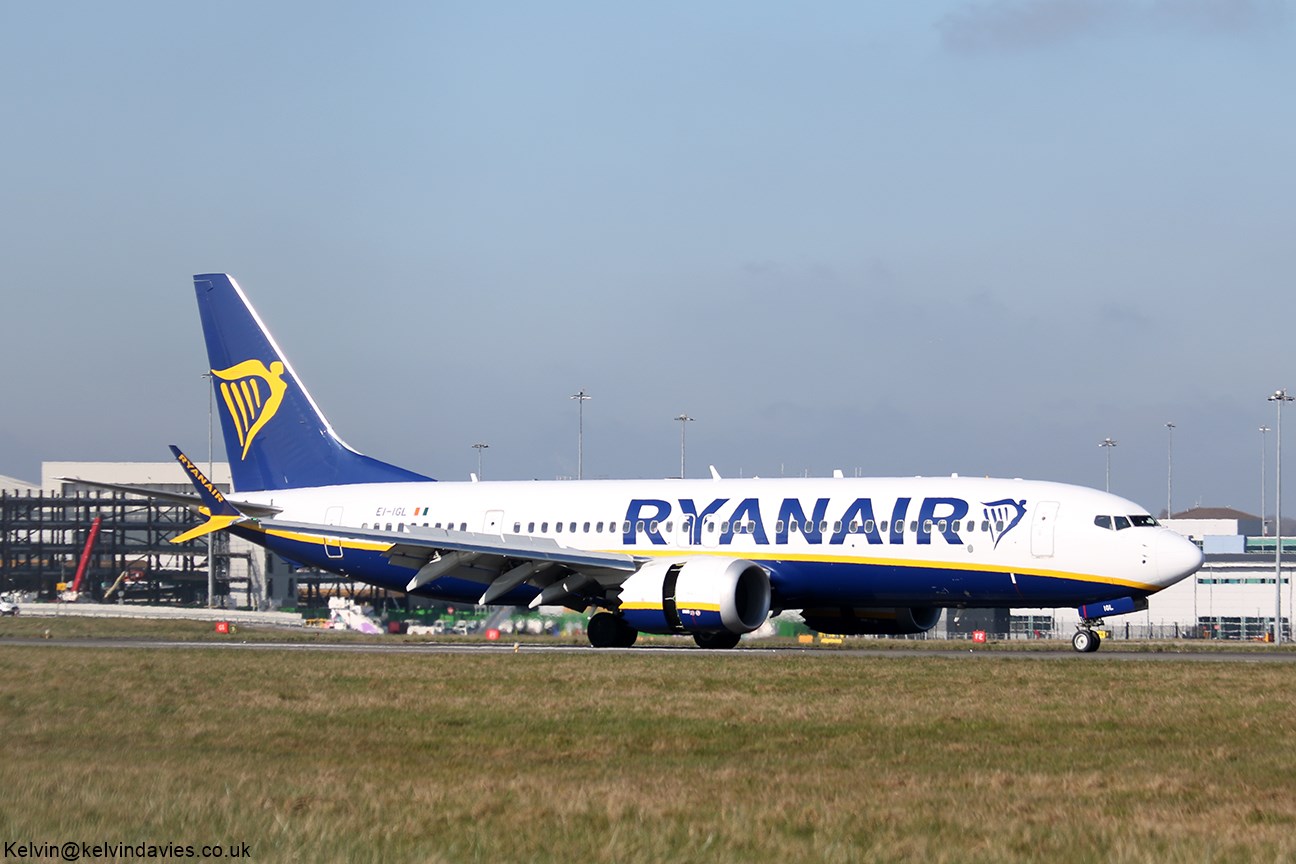 Ryanair 737 MAX-8 EI-IGL