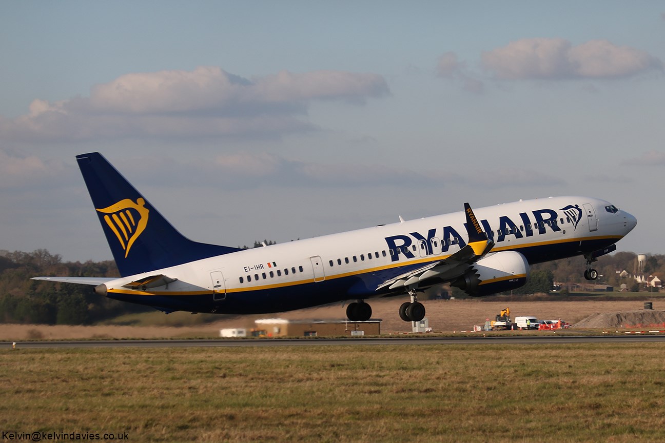 Ryanair 737 MAX-8 EI-IHR