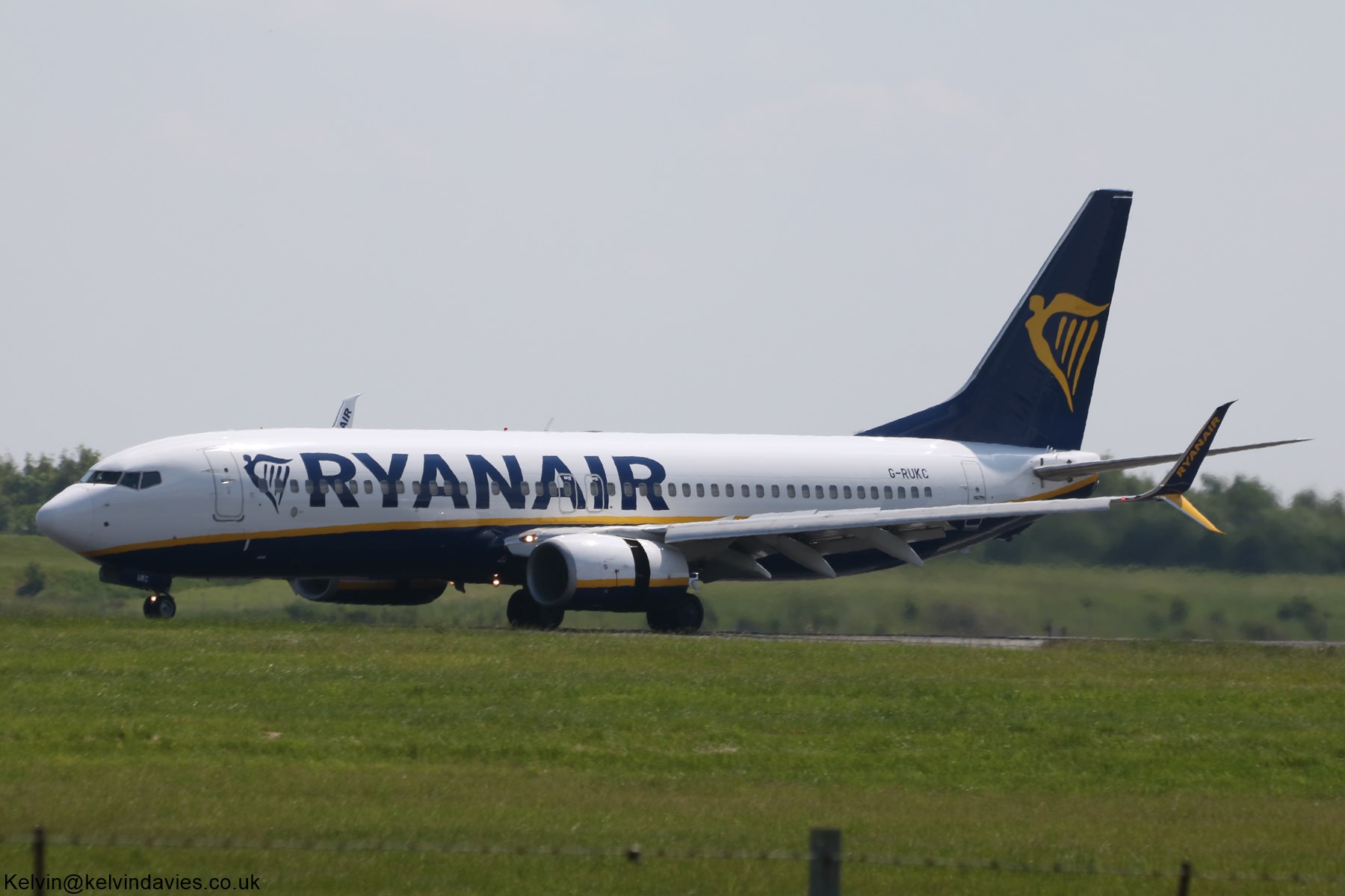 Ryanair 737 G-RUKC