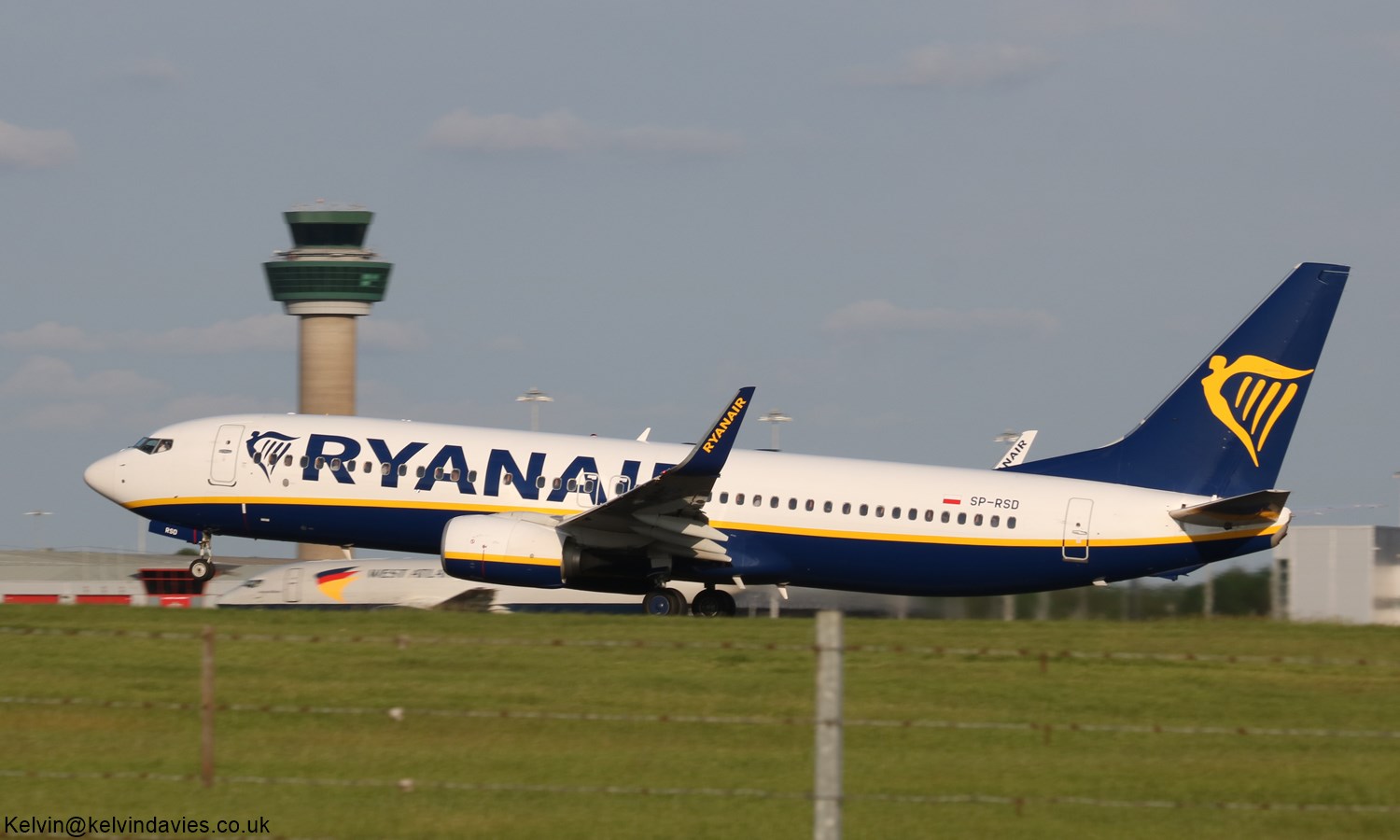Ryanair 737 SP-RSD
